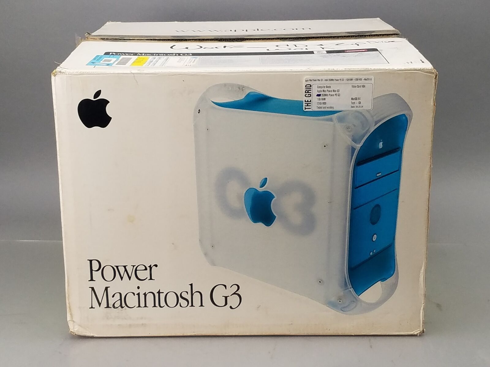 Apple Power Macintosh G3 M6666LL/A PowerPC G3 1GB RAM 12GB HDD - IN ORIGINAL BOX