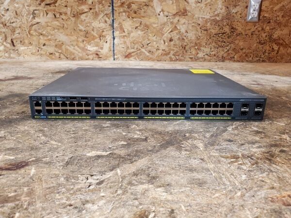 Cisco Catalyst 2960 X Series  48 Port Switch