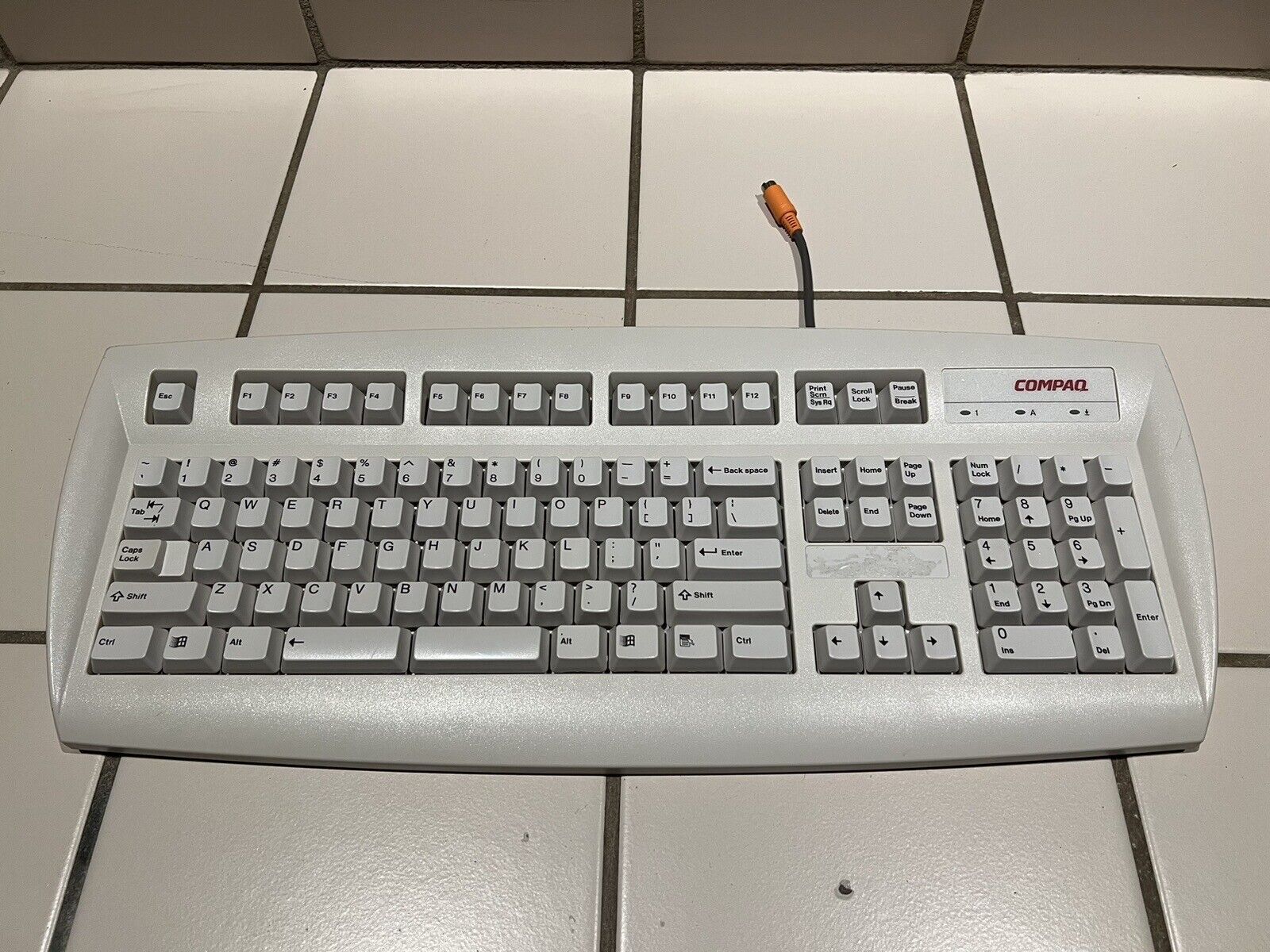 Vintage Compaq Keyboard w/ Number Pad Model 237743-301 Working, Nice, Clean, PS2