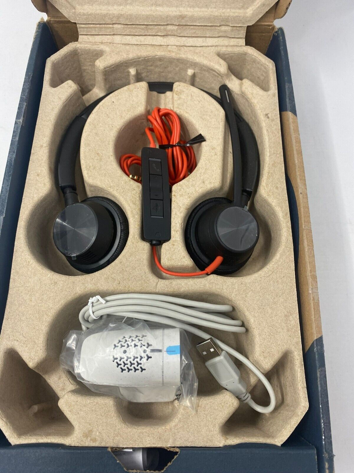 Poly - Studio P5 Webcam with Blackwire 3325 Headset Kit (Plantronics + Polycom)