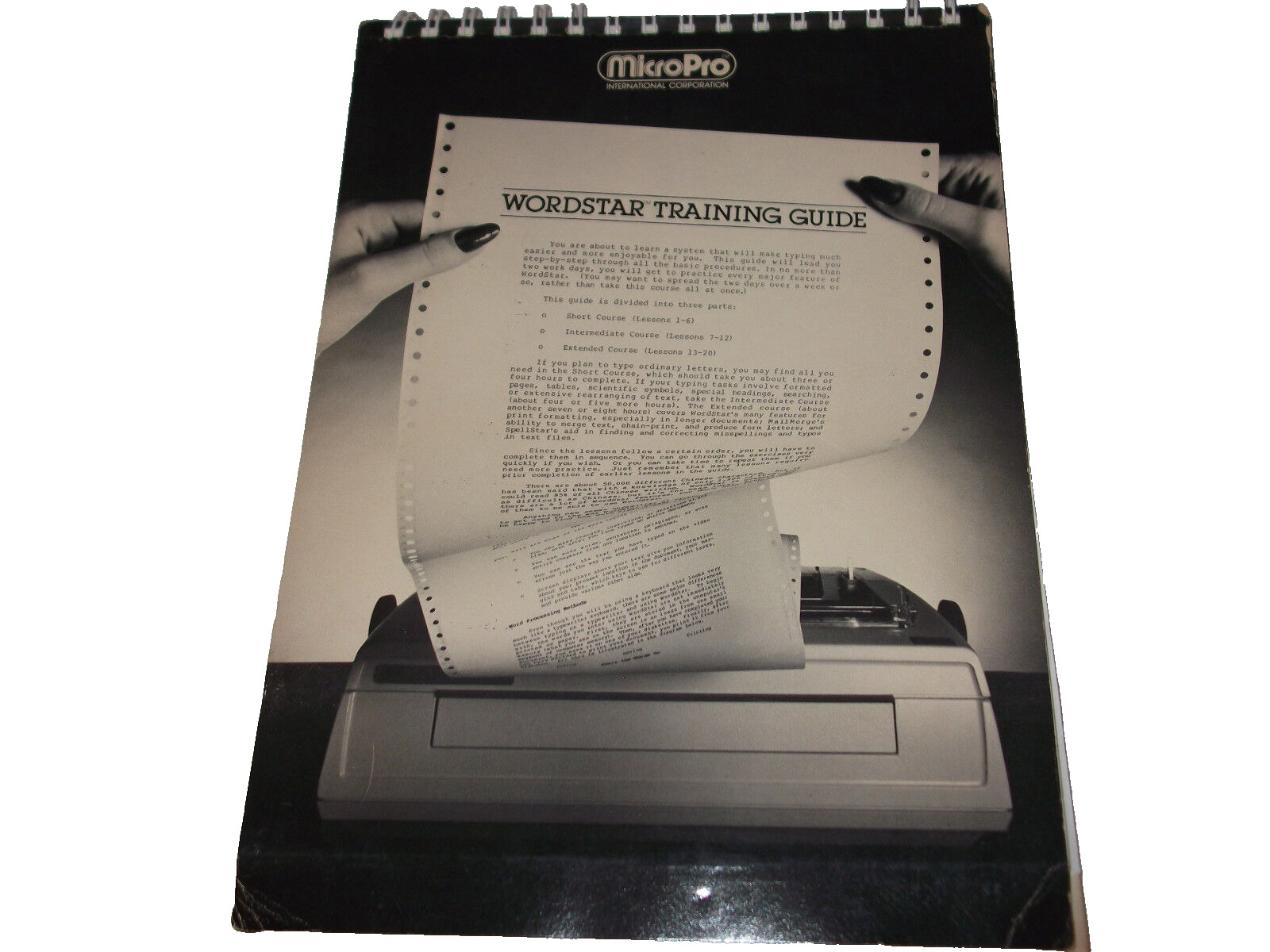 WORDSTAR TRAINING GUIDE MICROPRO STAND-UP INSTRUCTION MANUAL VINTAGE RARE
