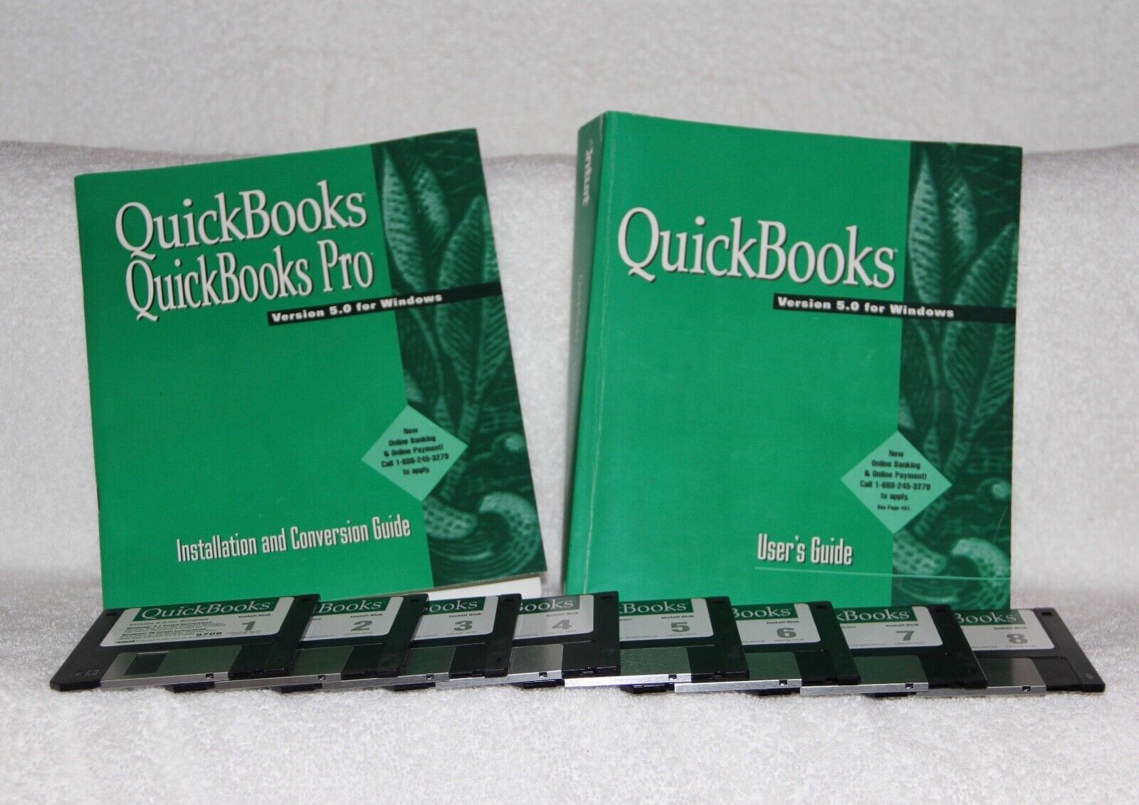 VINTAGE QUICKBOOKS & QUICKBOOKS PRO Users Guide Versions,5.0 for windows 95/3.1 