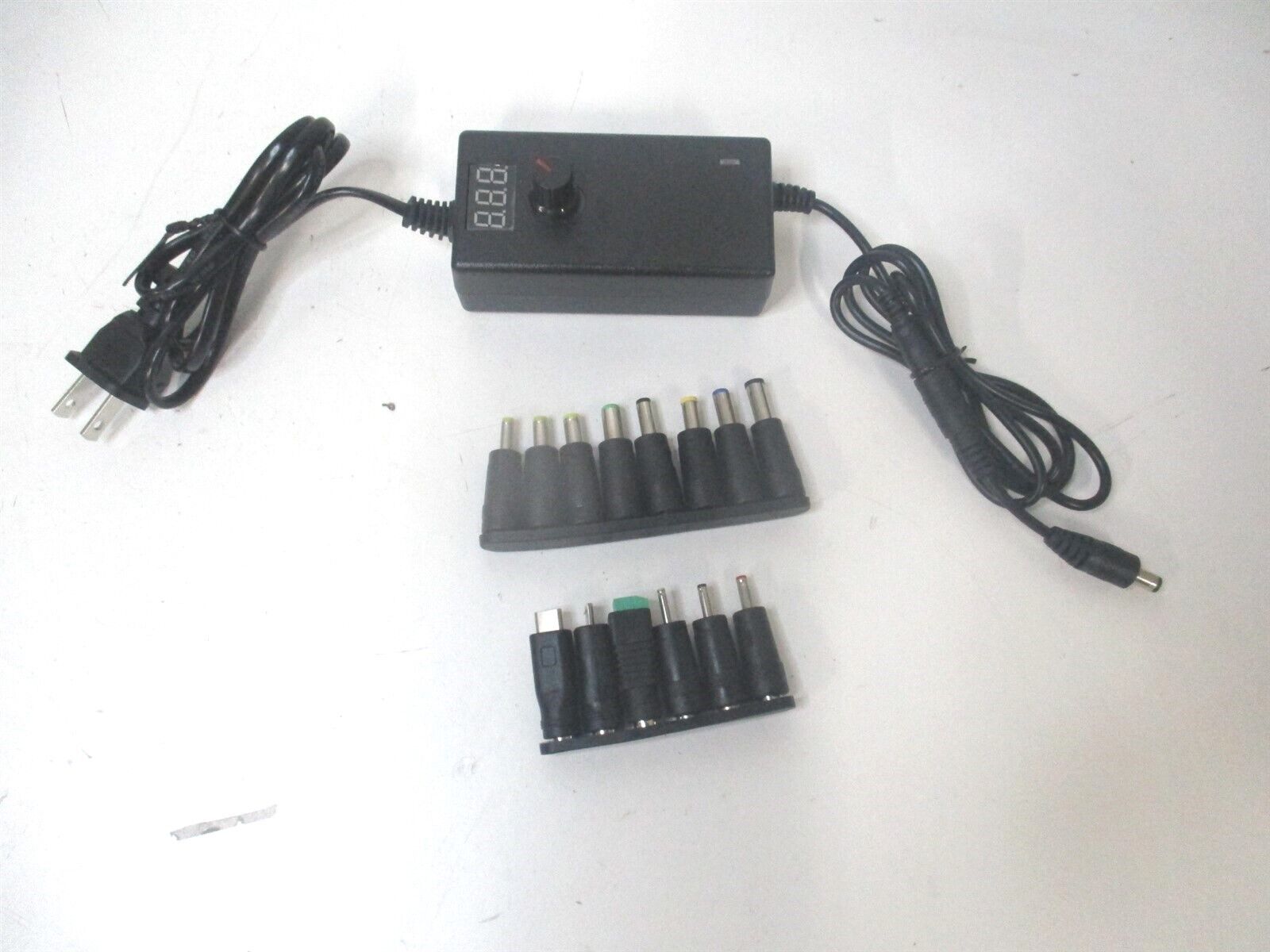 24W AC Adapter 3V ~ 12V 2A 100V-240V Universal Power Adapter with 14 Tips 
