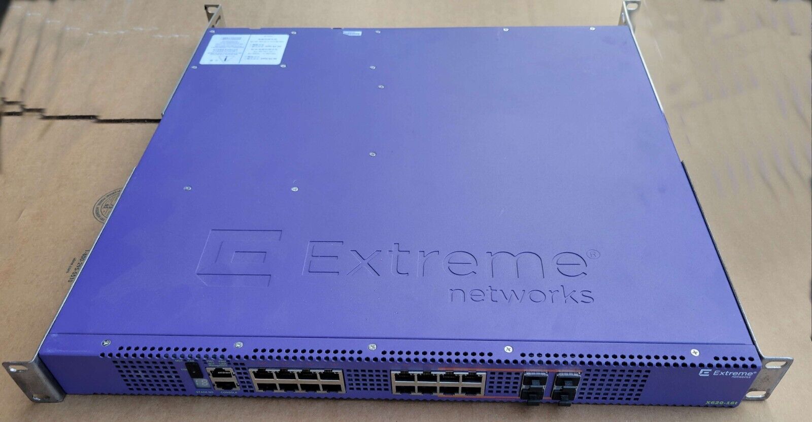 Extreme Networks 16-Port 10Gb 1U Switch - X620-16T 17402  - NEW IN BOX w/rails