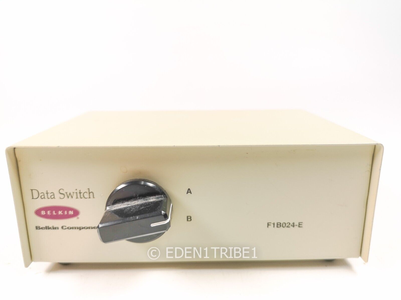 Belkin Data Switch F1B024-C, 2-Ports, Great Condition, Durable Metal Case