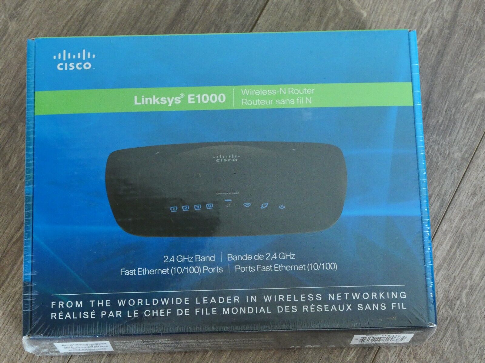 NEW LInksys E1000-CA Wireless-N Router 2.4 GHz 300 Mbps Wi-Fi Cisco 4 LAN Sealed
