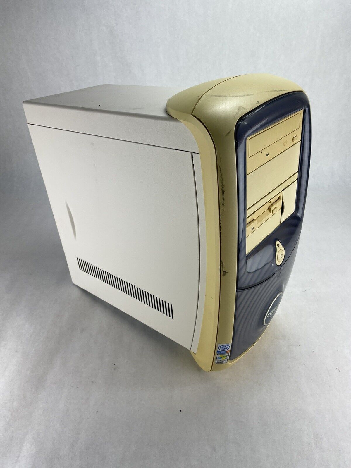 Compaq Presario 5000 MT Intel Pentium 4 1.5GHz 256MB No HDD No OS