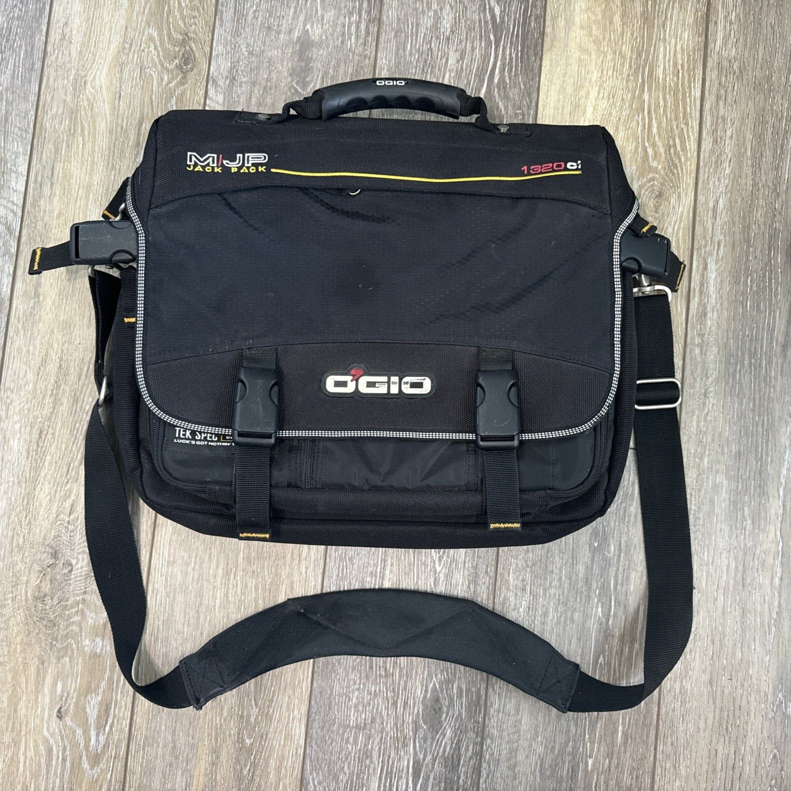 OGIO Black Jack Pack Laptop/Computer Padded Messenger Bag Briefcase
