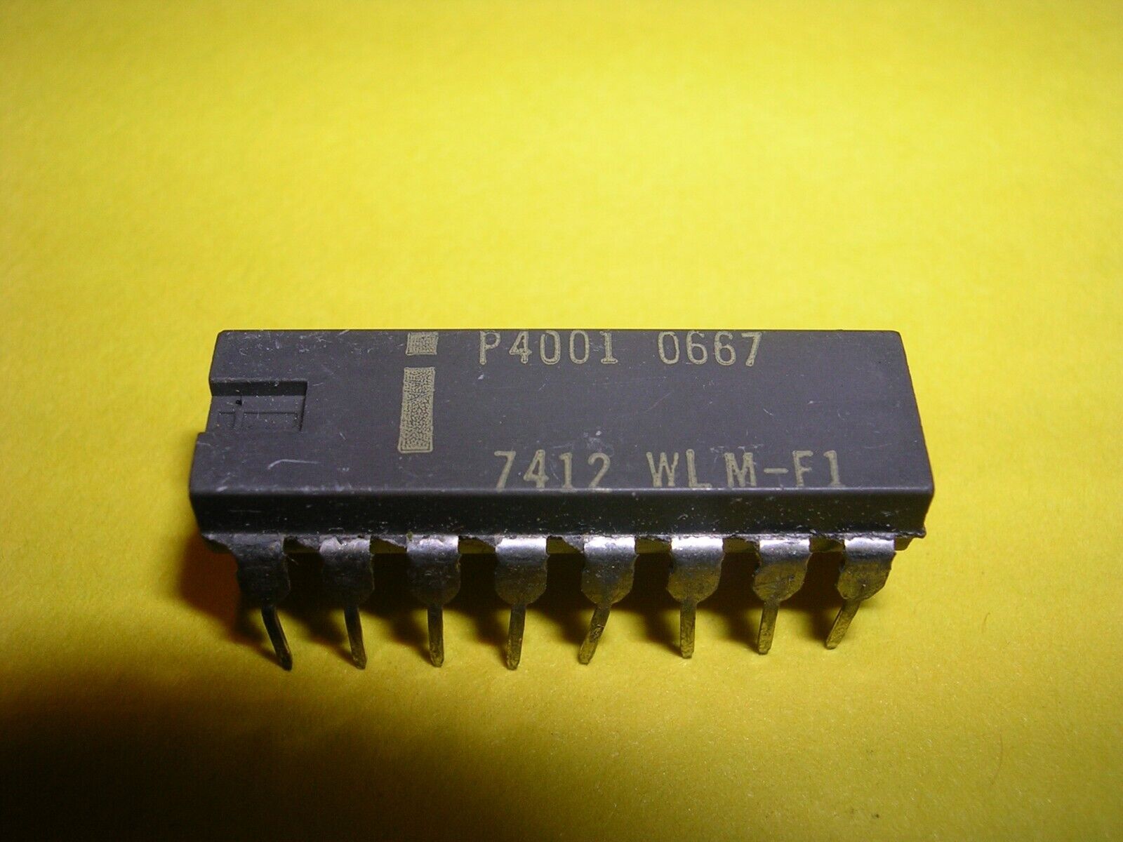 Intel P4001 (4001) ROM Chip with Embossed Intel \