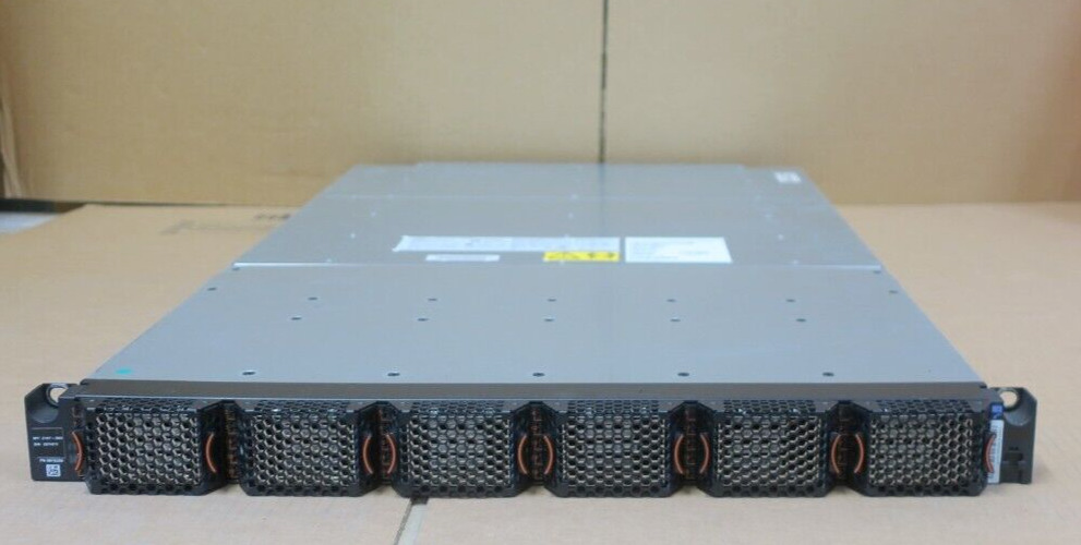 IBM System Storage DS8000 2107-D03 30x 1.8\
