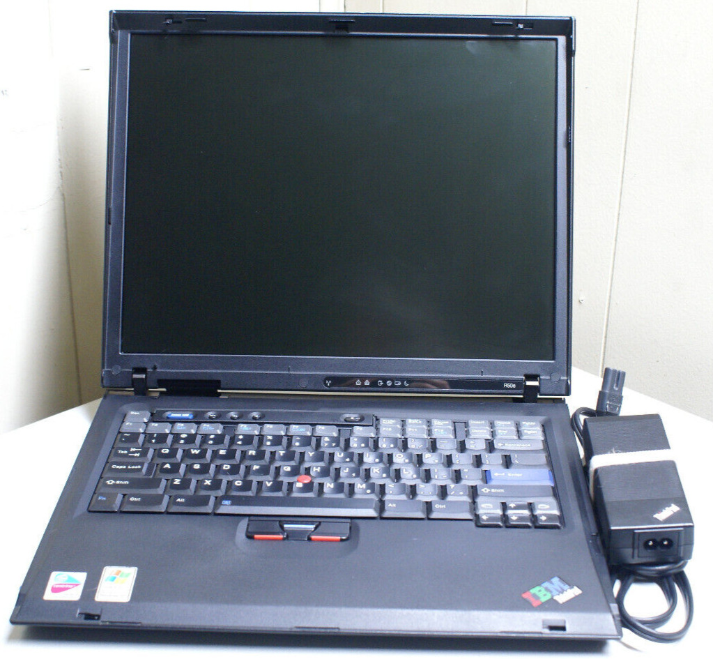 IBM ThinkPad R50e Retro Vintage Laptop WORKING Pentium M 1.5 30GB HDD w/Charger