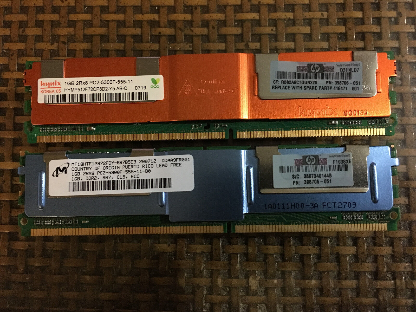 Genuine HP 2GB (2x1GB) PC2-5300F-5 DDR2 667MHz CL5 ECC G5 Servers (398706-051)