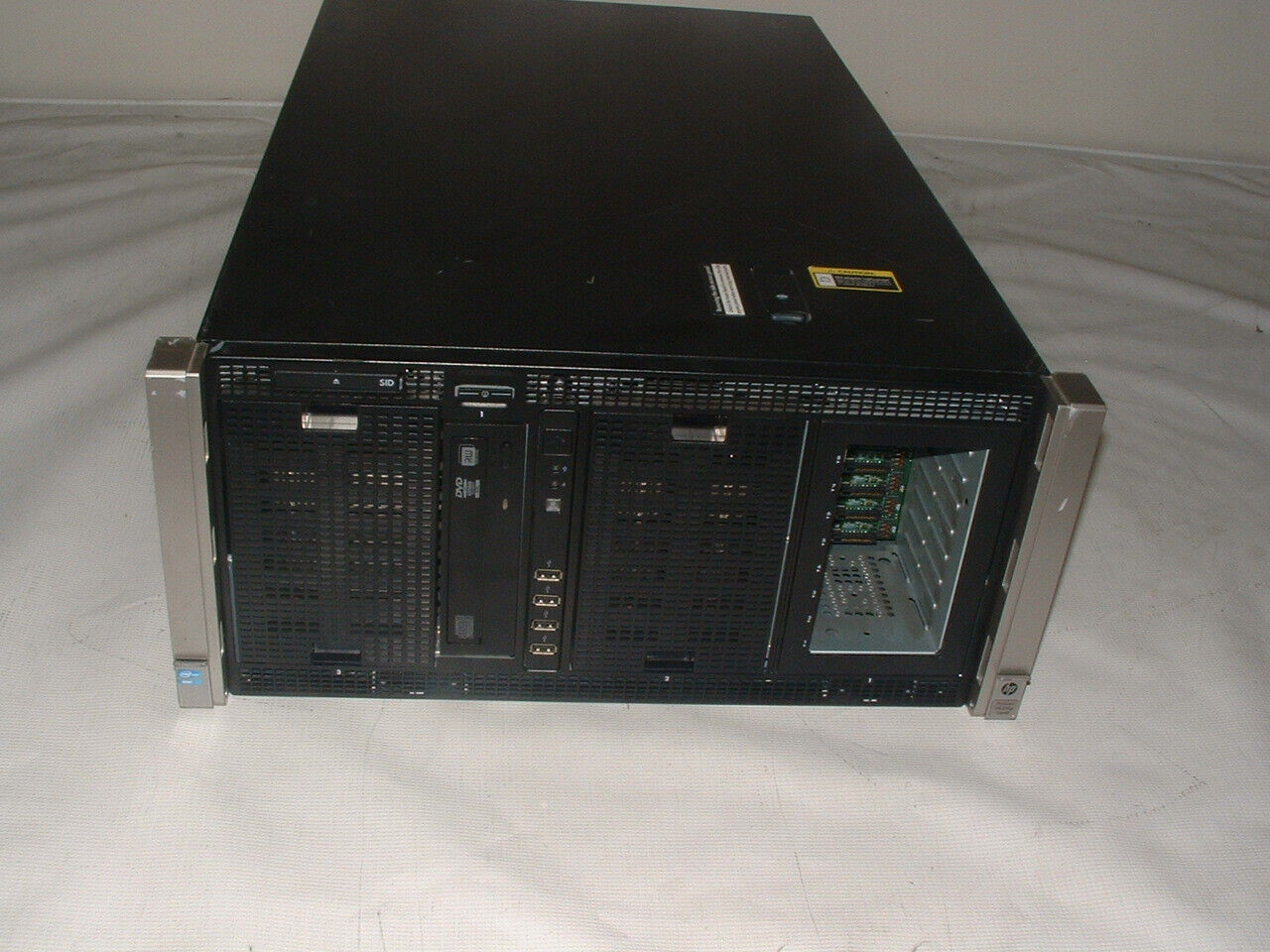 HP Proliant ML350p Gen8 SFF Rack Server 2x E5-2690 2.9Ghz 256GB 8x Trays 2x 750W
