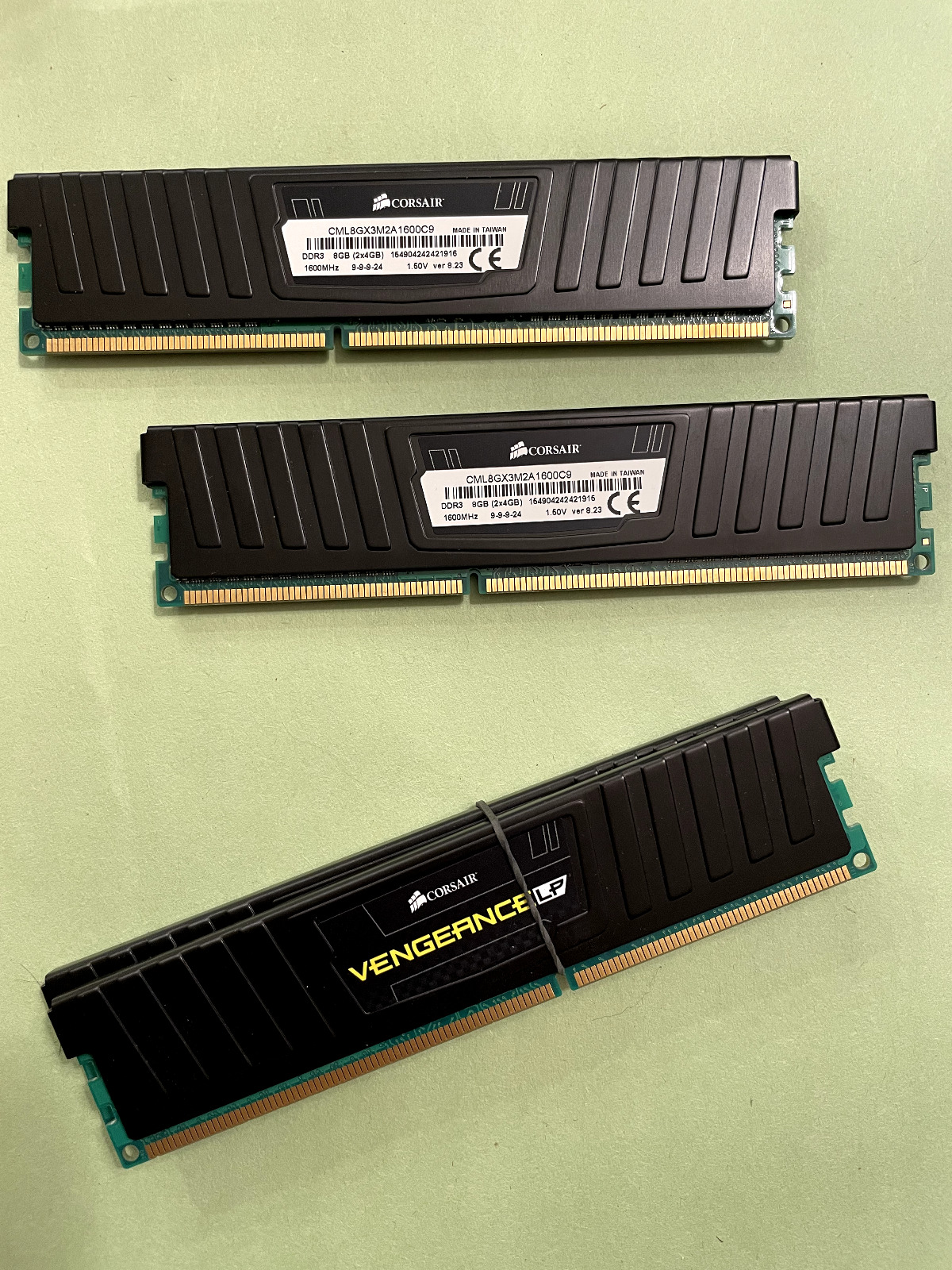 Corsair Vengeance LP Desktop RAM DDR3 8GB (2x4GB) 1.50V 1600MHz CML8GX3M2A1600C9