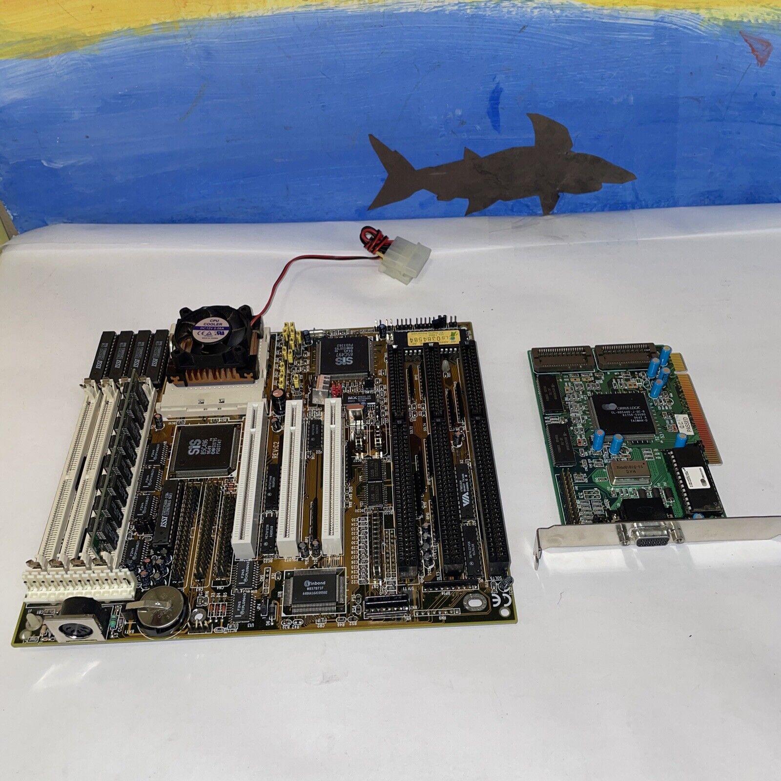 LuckyStar LS486E motherboard and Am5x86-P75-S 133MHZ CPU, 8MB ram, video card