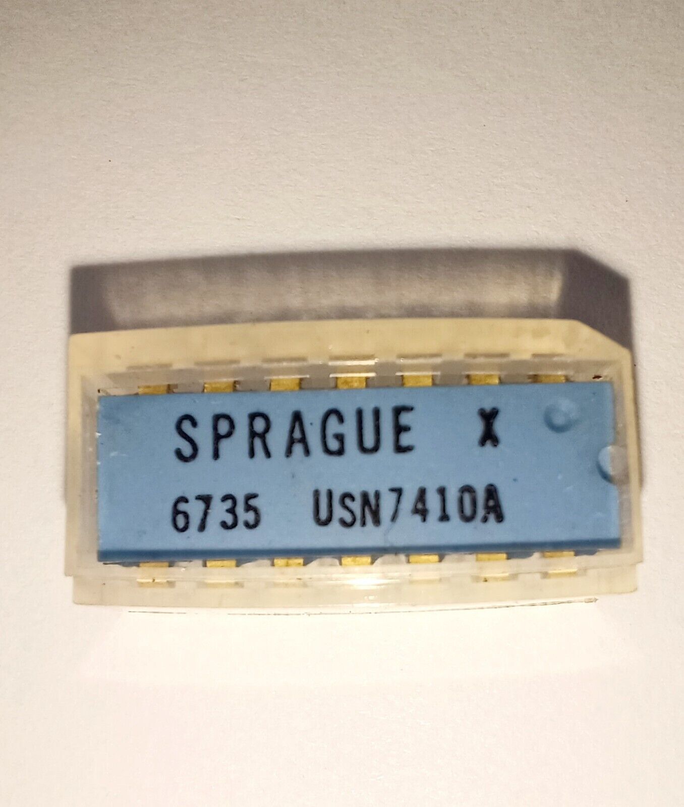 Sprague USN7410A IC chip microchip DIP-14 vintage from 1967 Gold plated legs