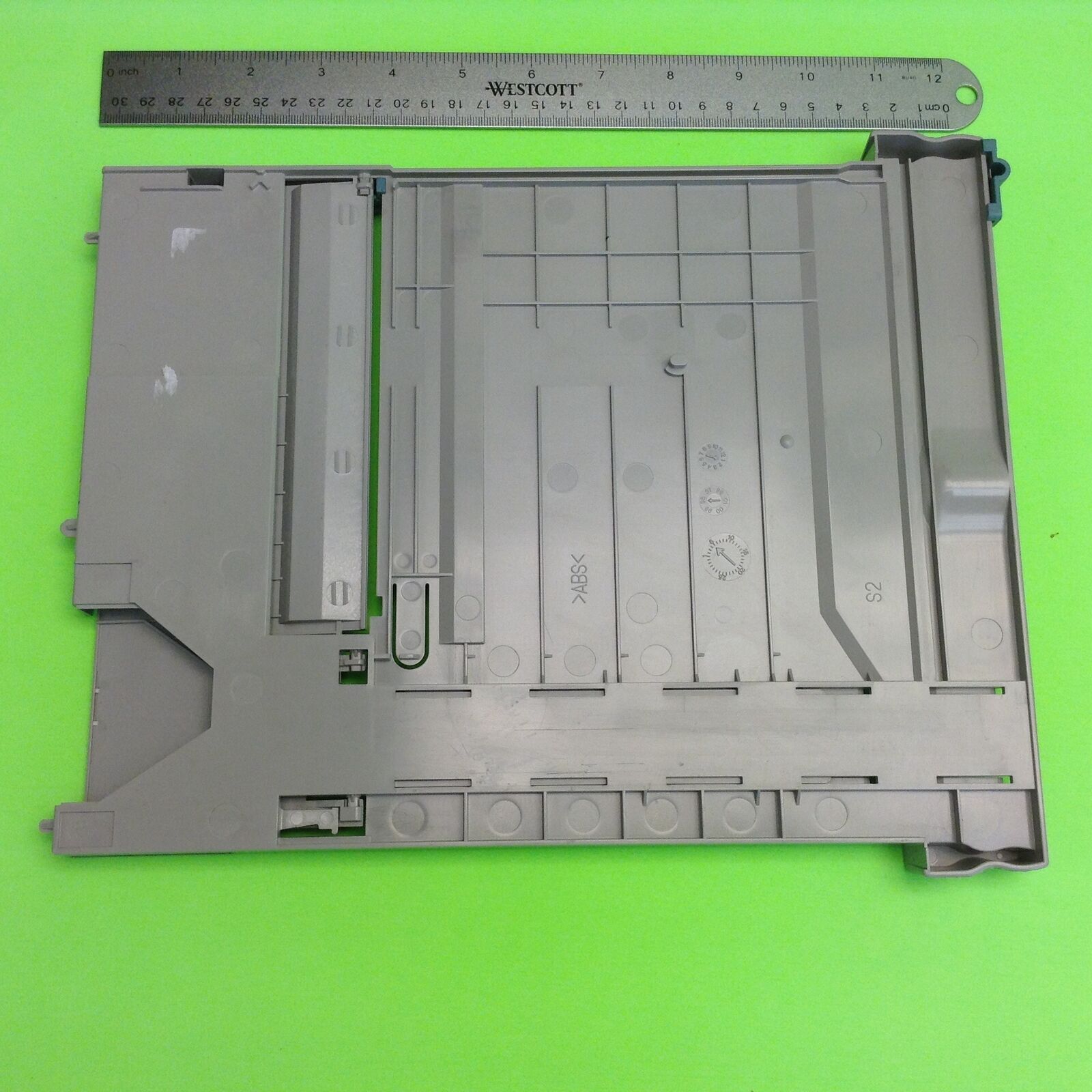 HP Deskjet 722C Inkjet Printer Output Paper Tray