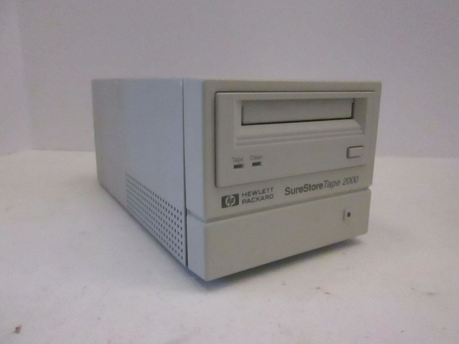 Hewlett Packard, DAT Internal Drive, SureStore Tape 2000, Used