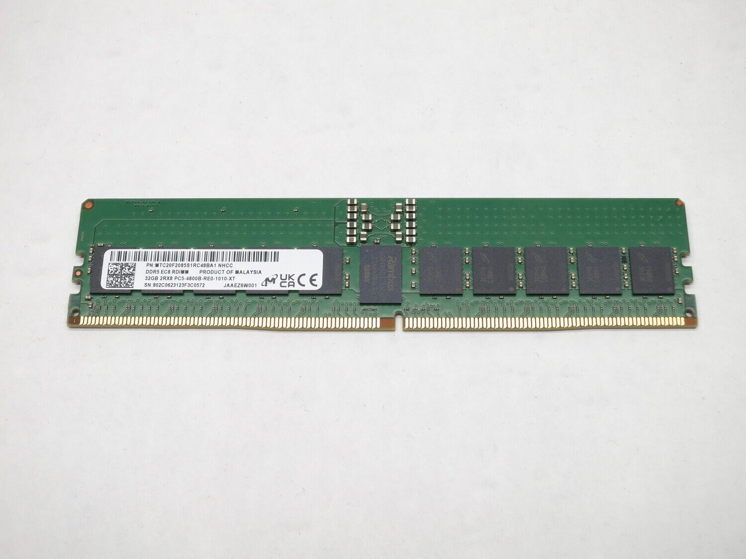 MTC20F2085S1RC48BA1 MICRON 32GB DDR5 4800 RDIMM ECC REG 2Rx8 SERVER MEMORY