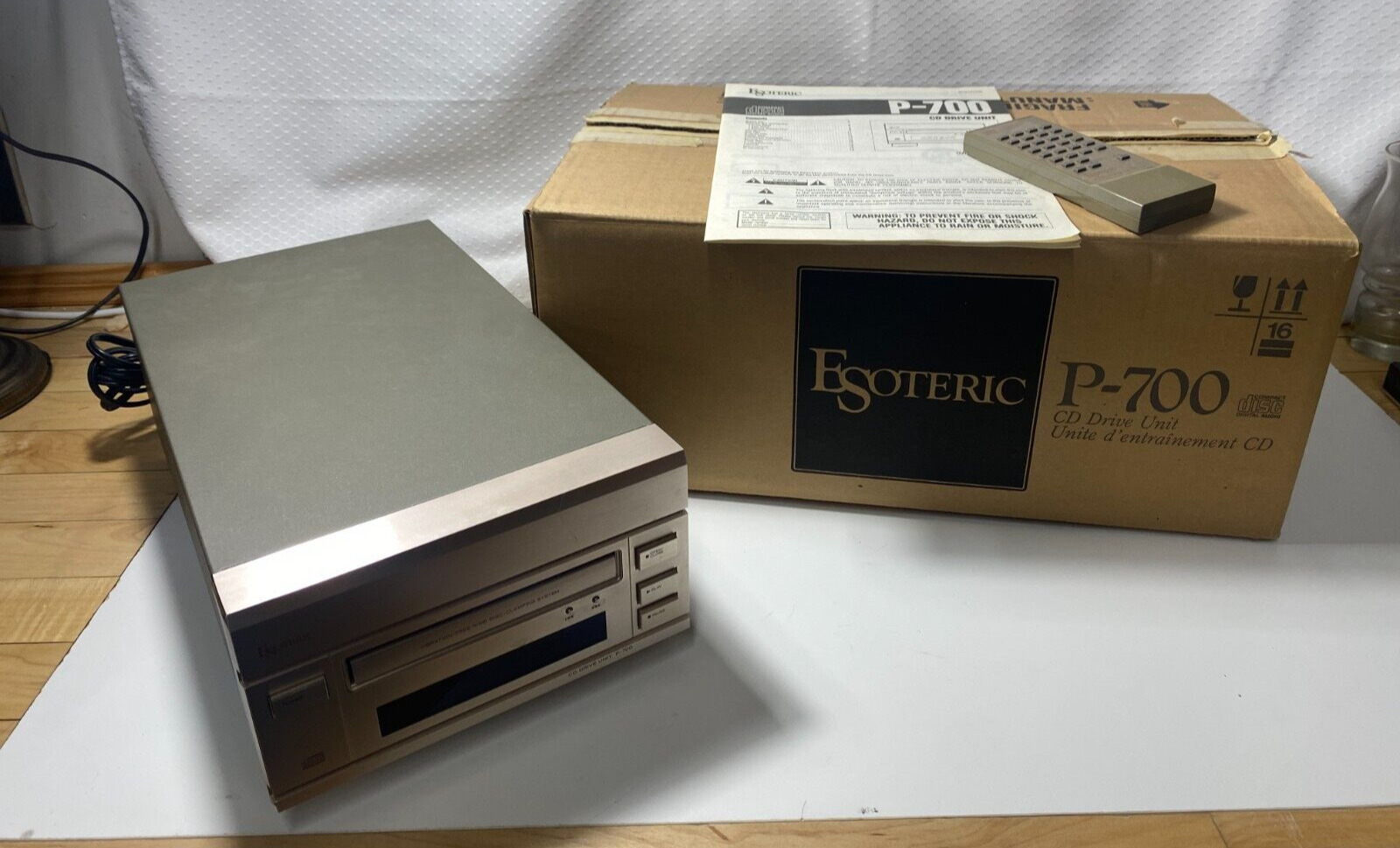 Vintage Esoteric P700 CD Drive Unit Transport Used Original Box Manual & Remote