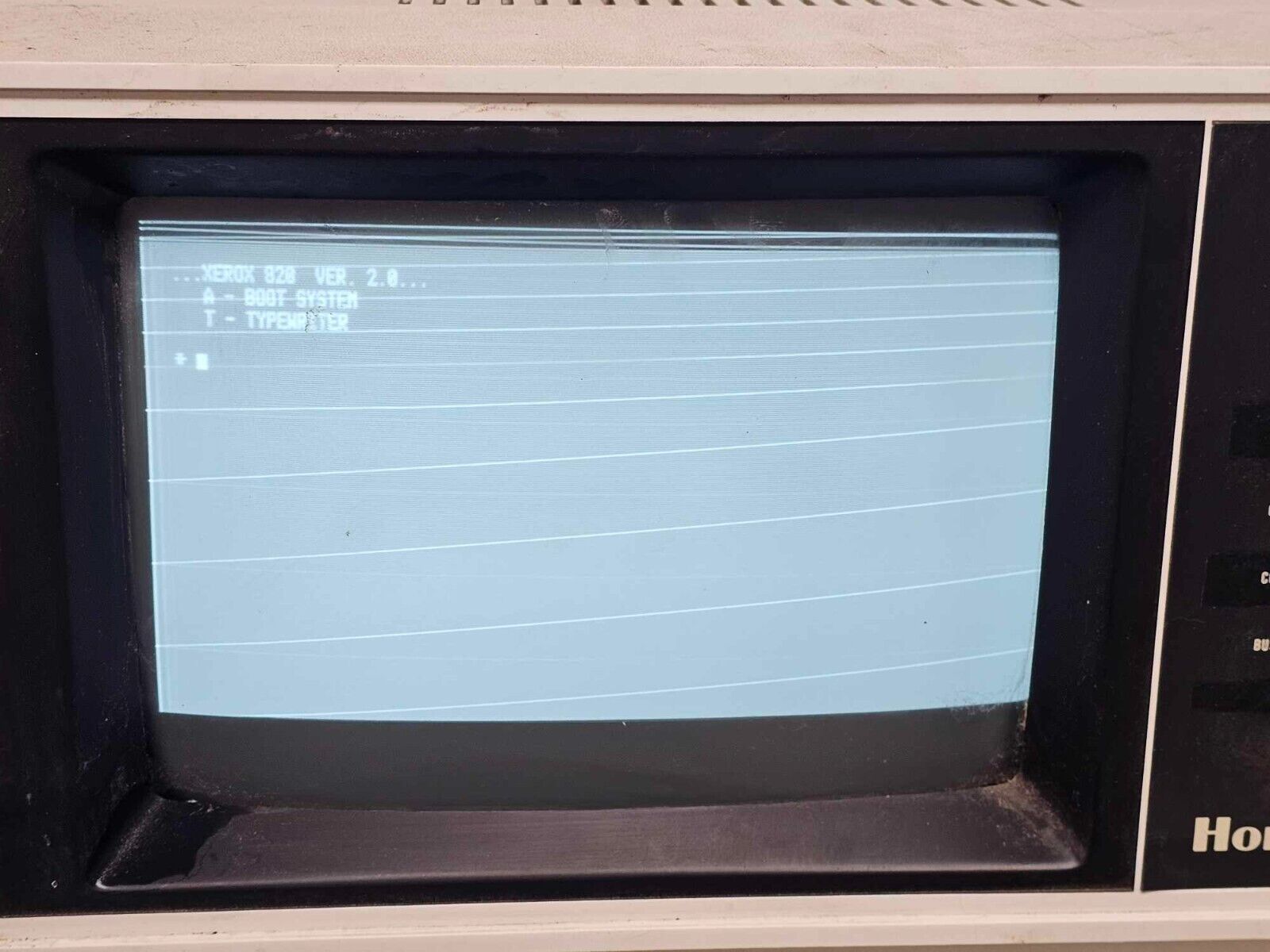 Very Rare Vintage Honeywell Display Terminal Computer Monitor BTRM901B Xerox 820