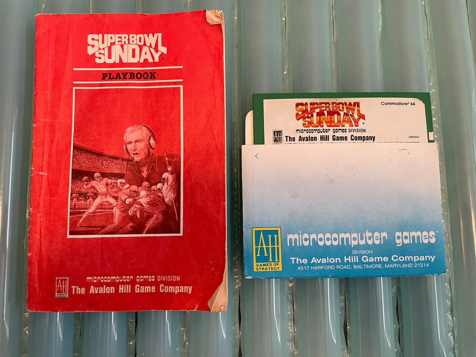 Super Bowl Sunday FOOTBALL Game + Manual for Commodore 64 / 64C / 128D / 128