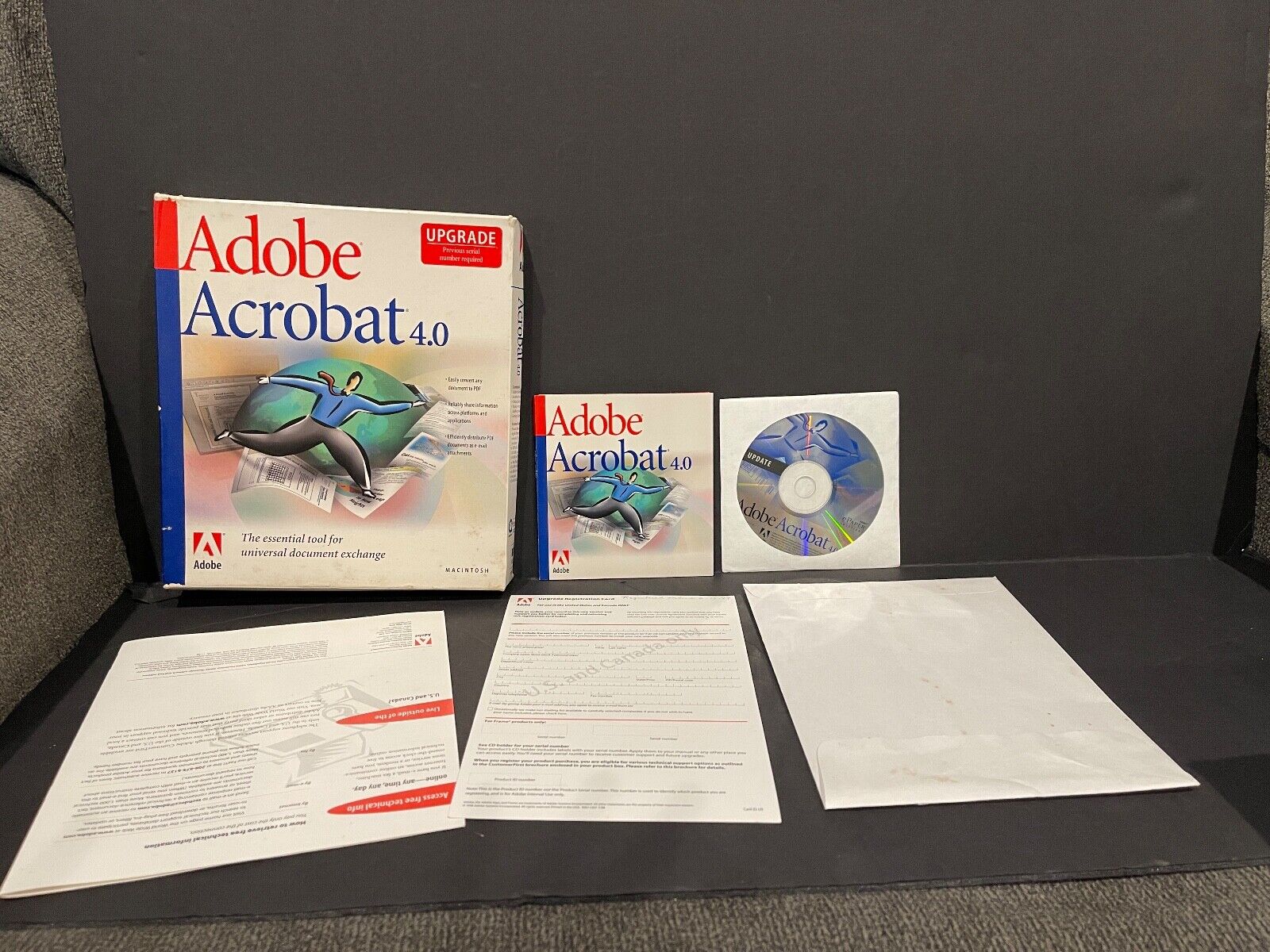 Adobe Acrobat 4.0 MAC Vintage Software CD ROM Big Box Computer Game
