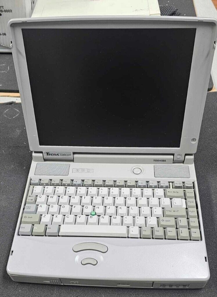Vintage Rare Toshiba Tecra 720Cdt Laptop Computer Vintage Tested