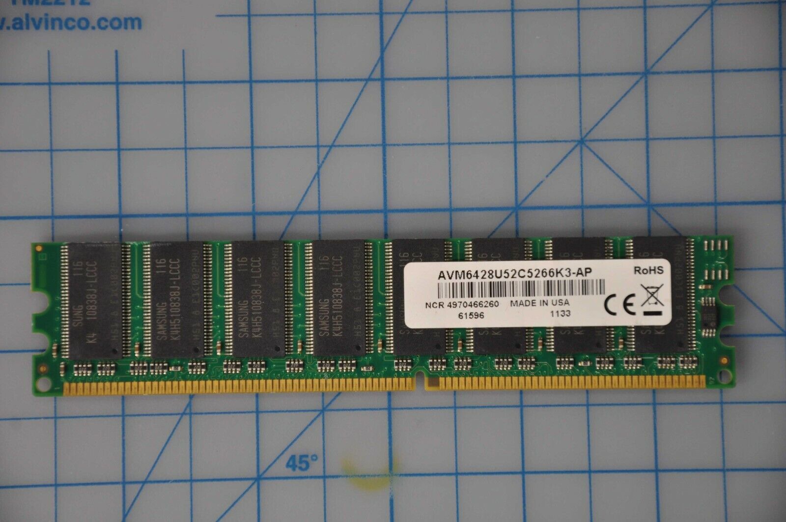 NCR DDR SDRAM DIMM 184 pin Memory Module 2.5V 1GB 128Mx64  AVM6428U52C5266K3-AP