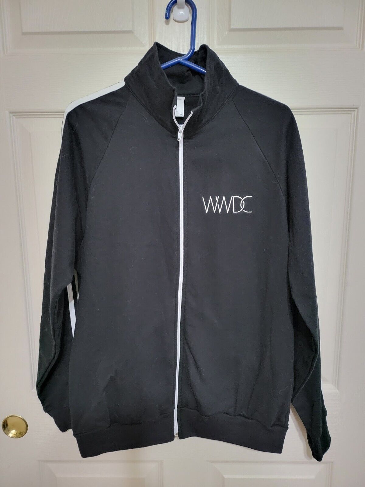 Apple WWDC 2012 track jacket X-Large Black