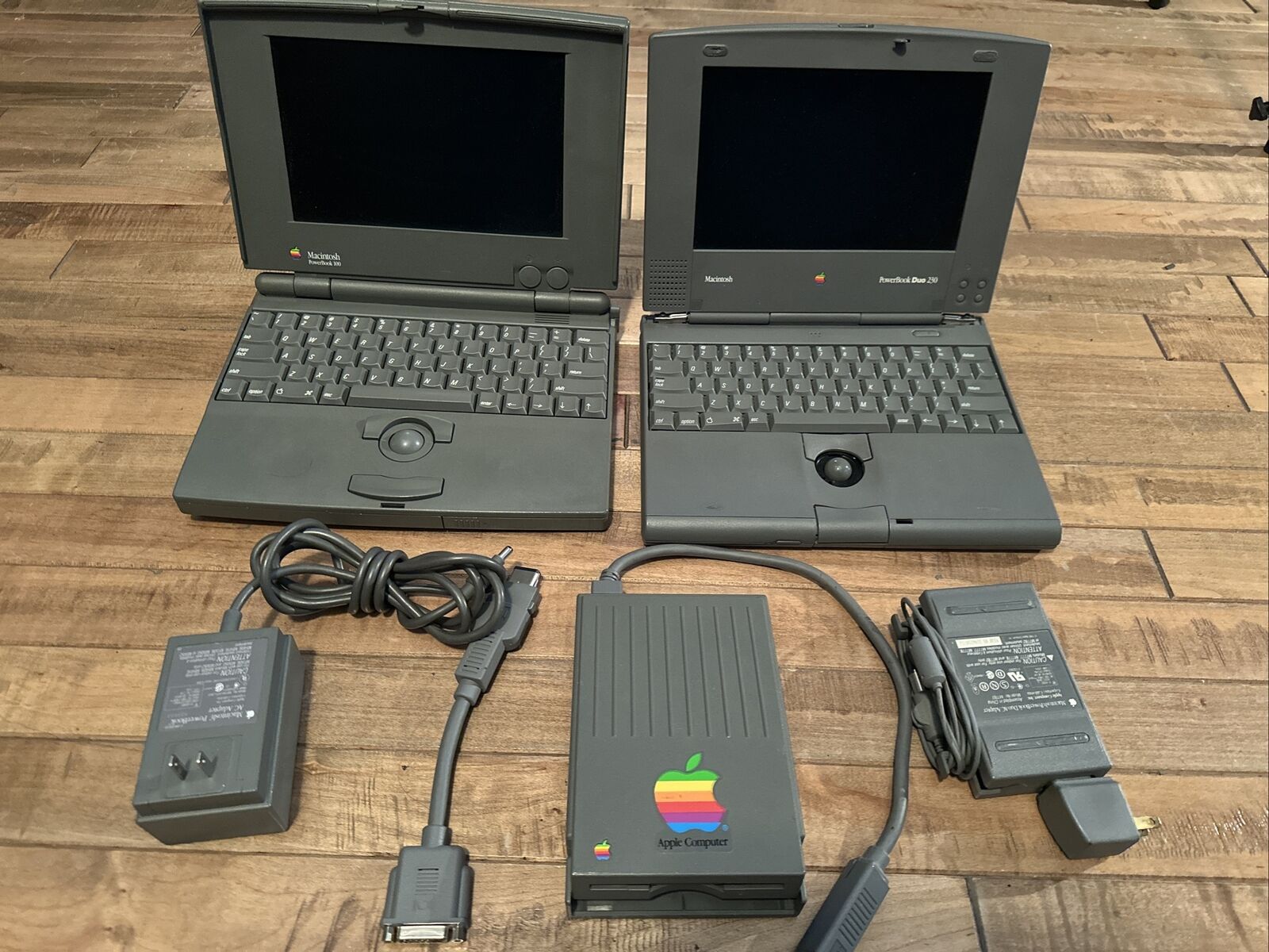 Vintage Apple Macintosh PowerBook Duo 230 With PowerBook 100 And Extras