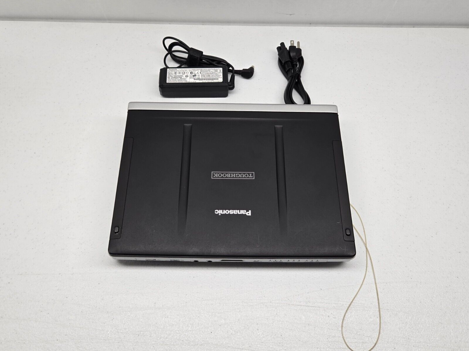 Panasonic Toughbook CF-C1  C1BWFBZ1M  i5-2520M  2.50ghz 6GB Ram NO HDD