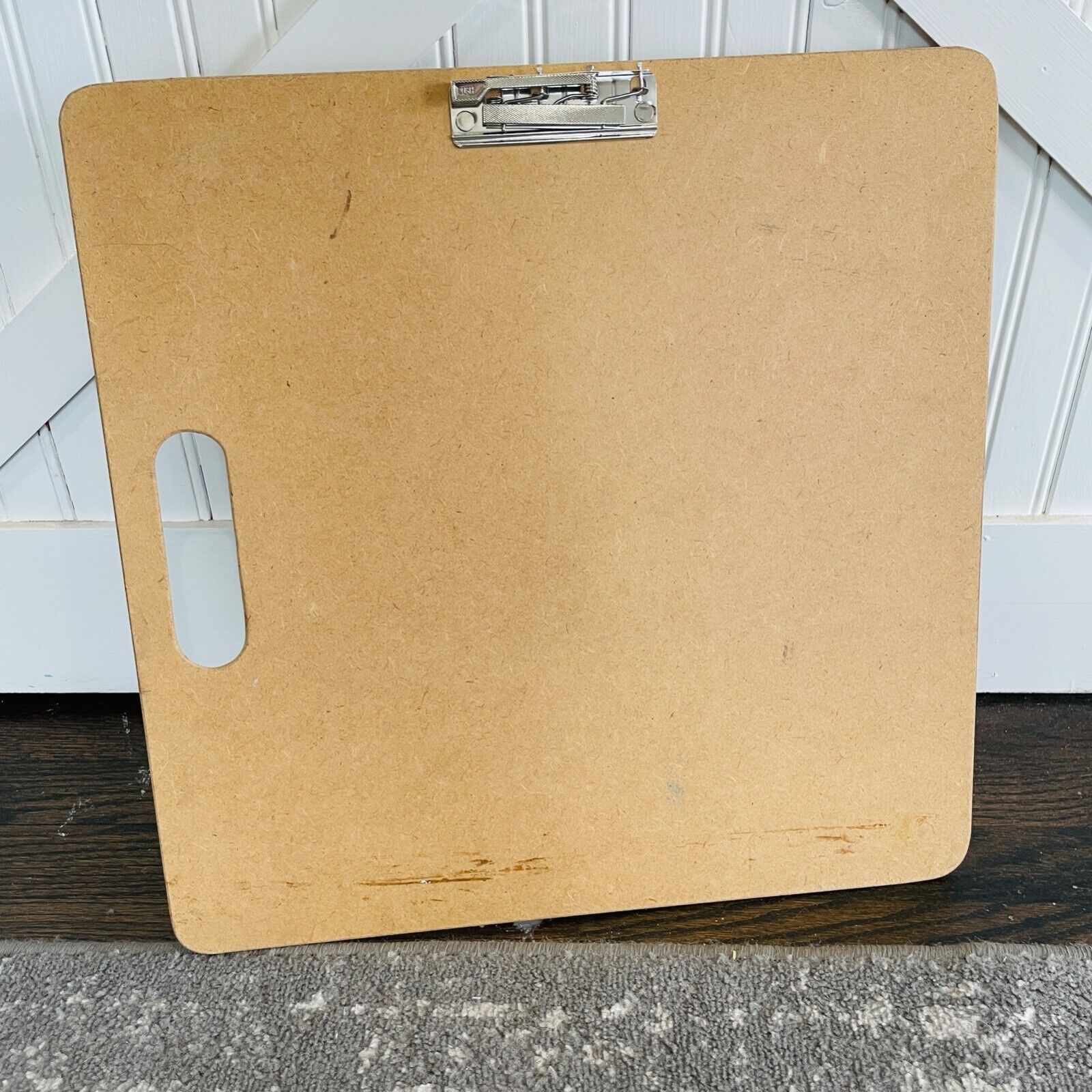Large 18x18 Inch Artist Sketch Board Drawing Clipboard with Built-In Handle