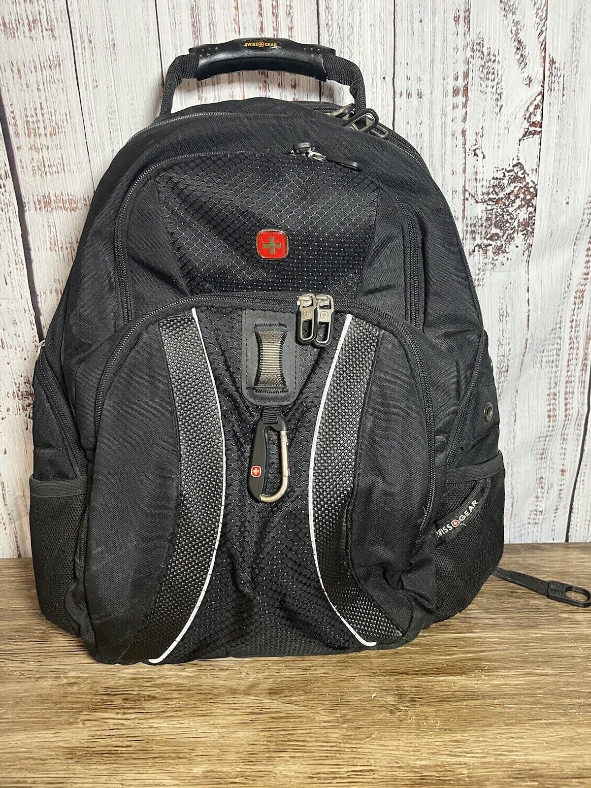 Swissgear 1900 ScanSmart Laptop Travel  Backpack - Black  - 17”