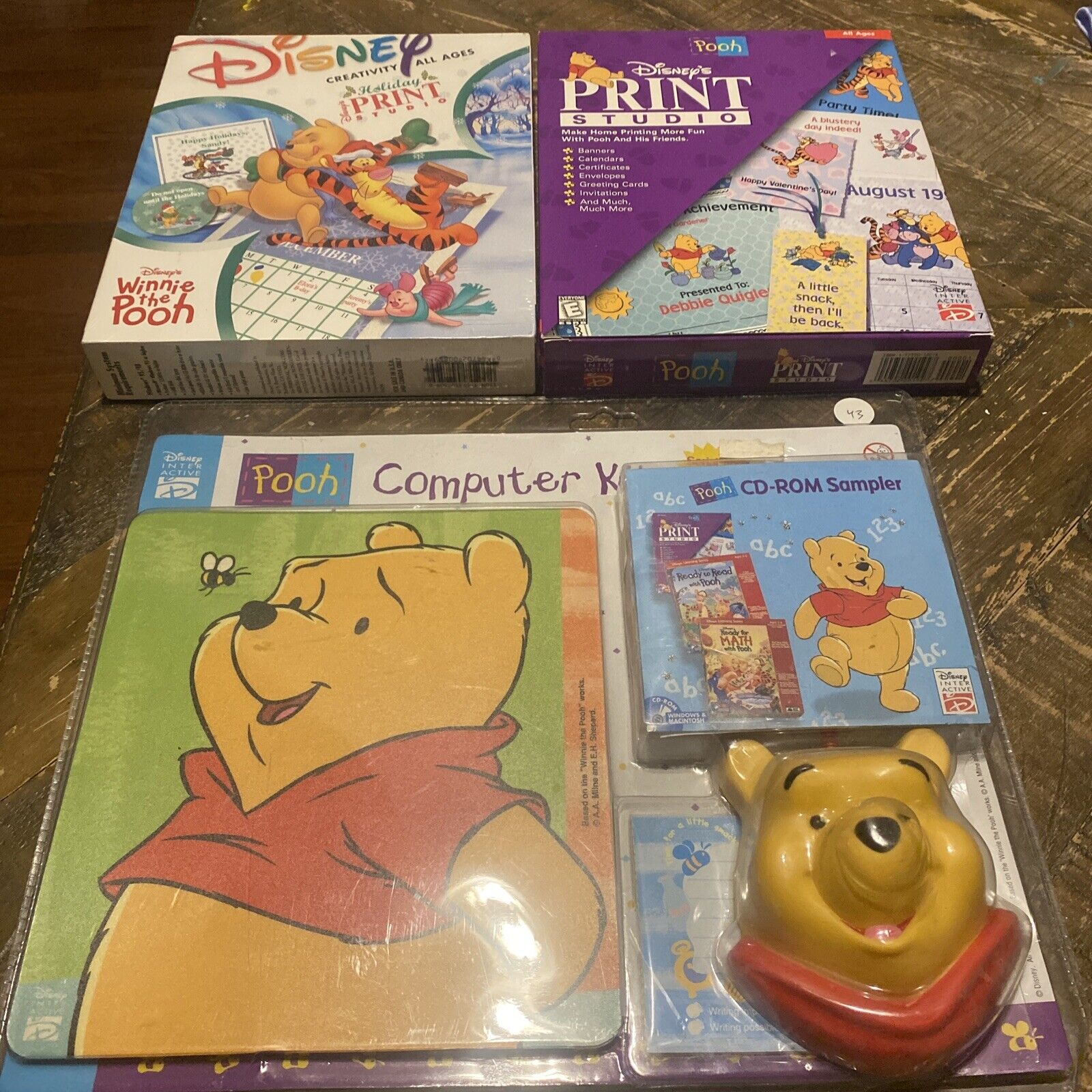 Disney Pooh & Friends Holiday Print Studio Christmas Cards Windows 95/98 Sealed