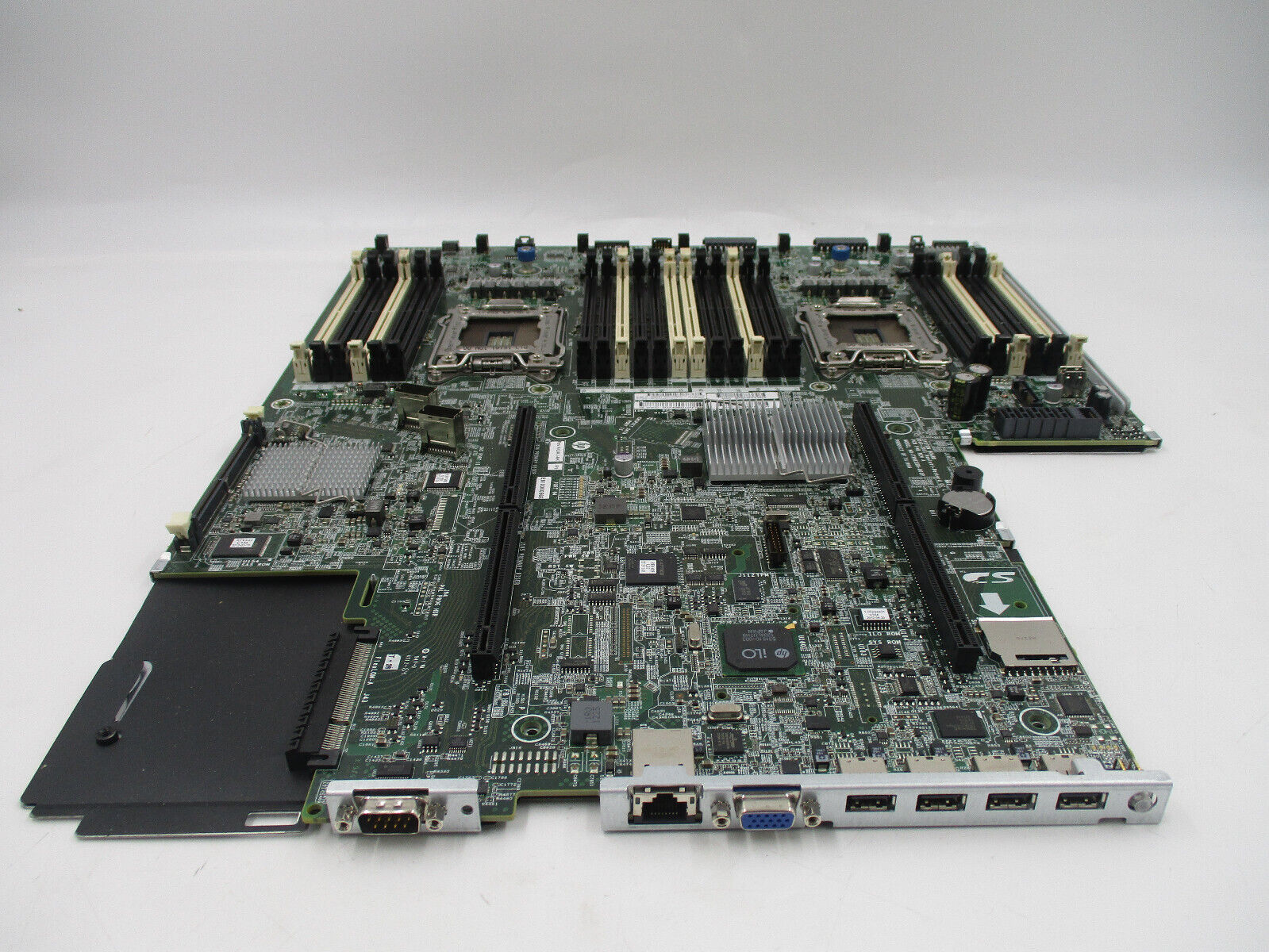 HP ProLiant DL380p Gen8 DDR3 LGA2011 System Motherboard P/N: 662530-001 Tested