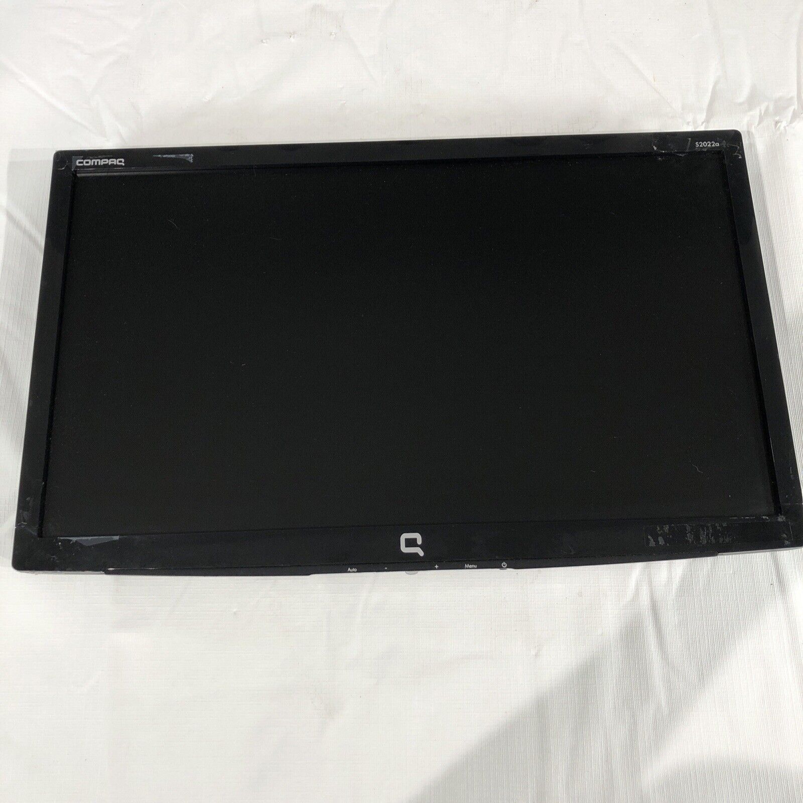 HP Compaq S2022a  20 Inch LCD Monitor/ No Stand- Tested