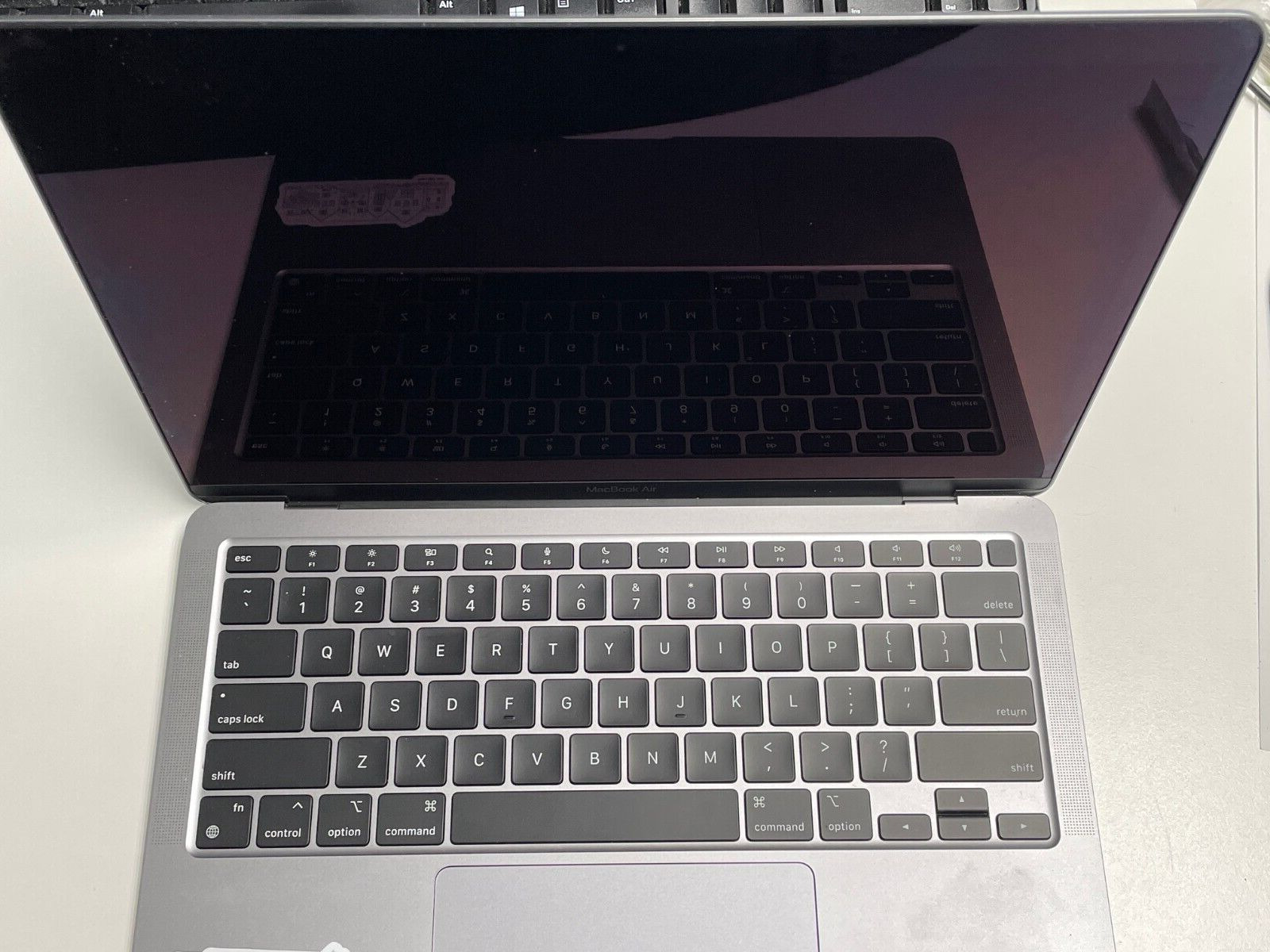 Apple MacBook Air 13.3\'\' M1 256GB SSD 8GB RAM A2337-NOT WORKING & FOR PARTS ONLY