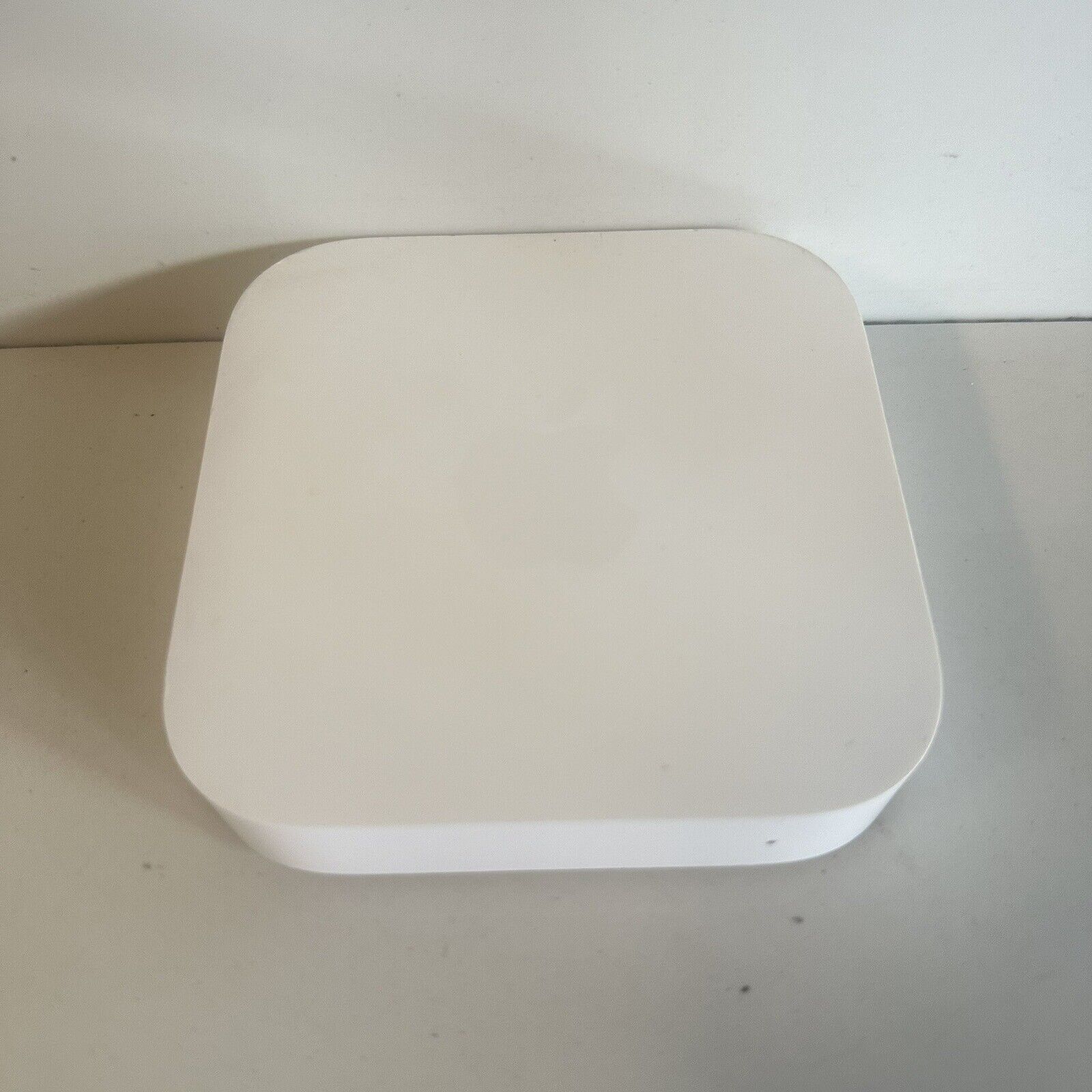 Apple A1392 Airport Express 2nd Generation Dualband 802.11n WiFi Router