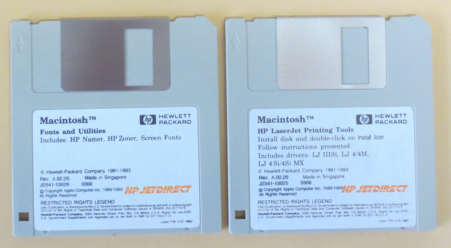 Vintage Software 🍎 Macintosh 🍎 3.5 Floppies x 2 🍎 Perfect Condition ✔️ ✔️| 