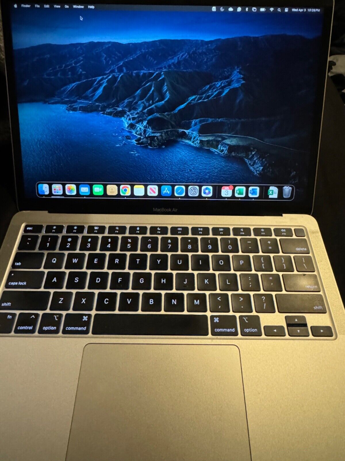 apple macbook air 13-inch 2020 m1 8gb