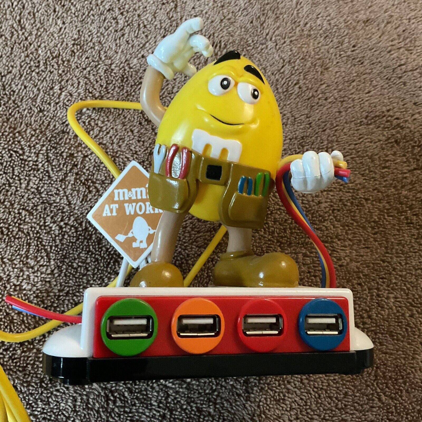 M&M\'S CANDY Yellow Peanut USB Hub Pc Computer Add Extra USB Ports