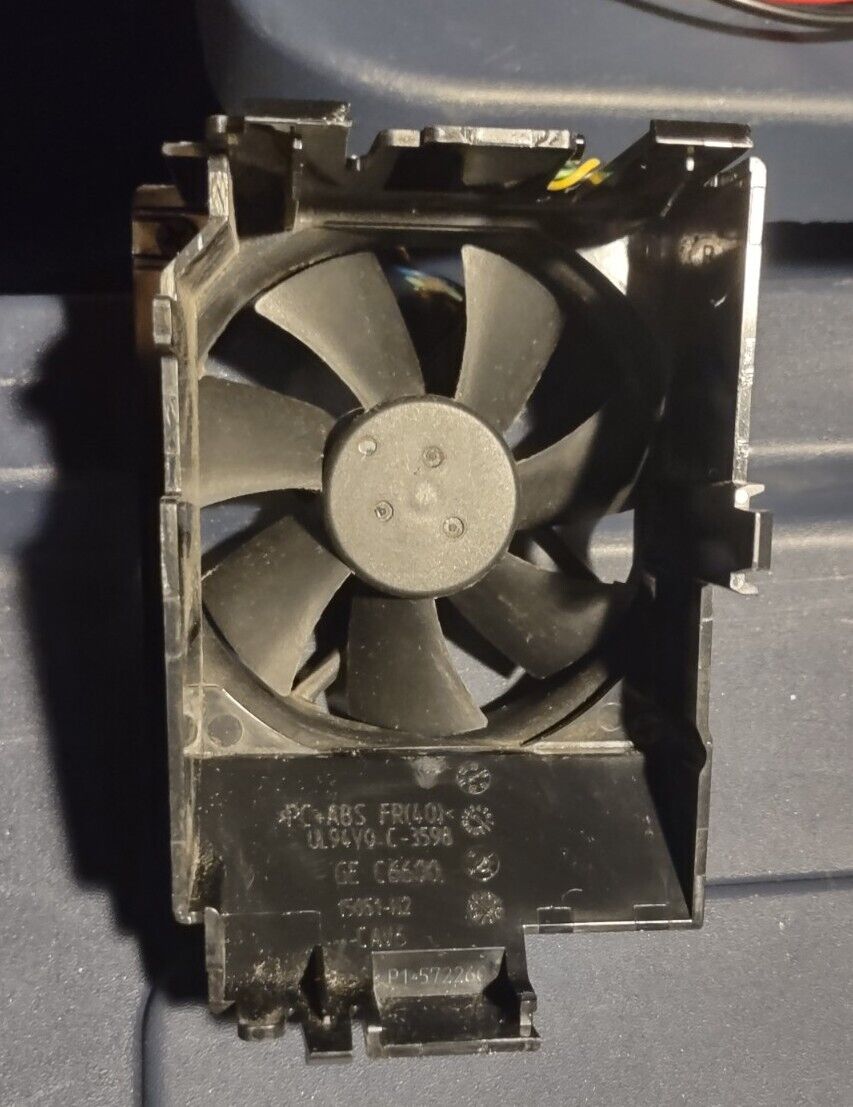 HP Compaq UL94V0 C-3598 Computer Heatsink Bracket dc7600 Fan Included  P1-572260