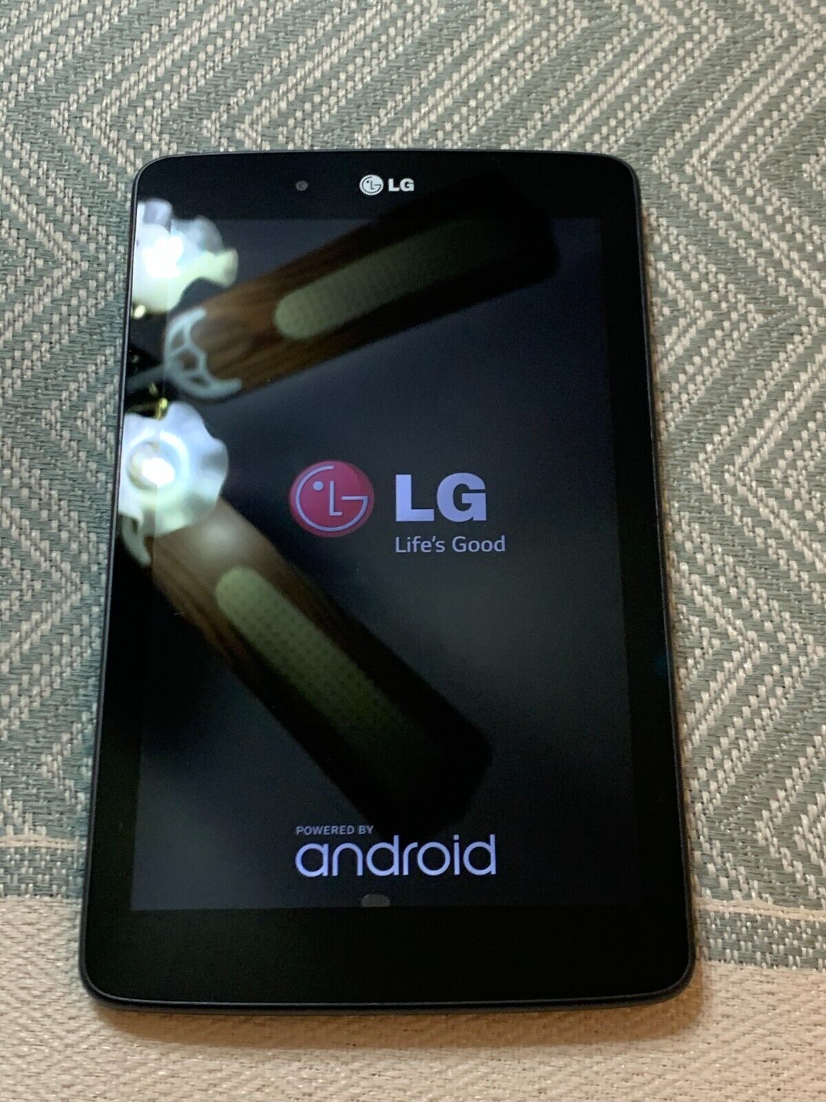 LG G Pad V410 16GB, Wi-Fi + 4G (AT&T), 7in - Black - Digitizer Separation