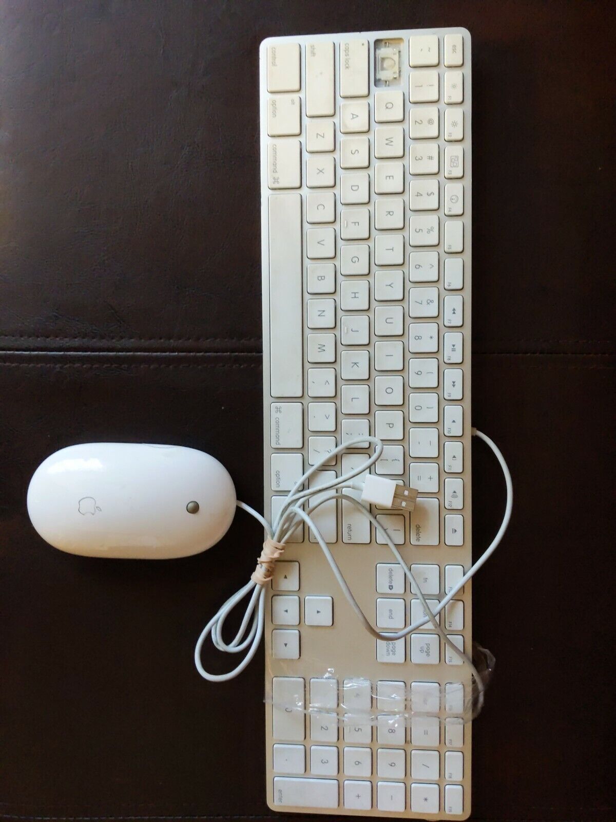 Apple White Aluminum USB Wired Keyboard Mighty Mouse -tab key missing.c3