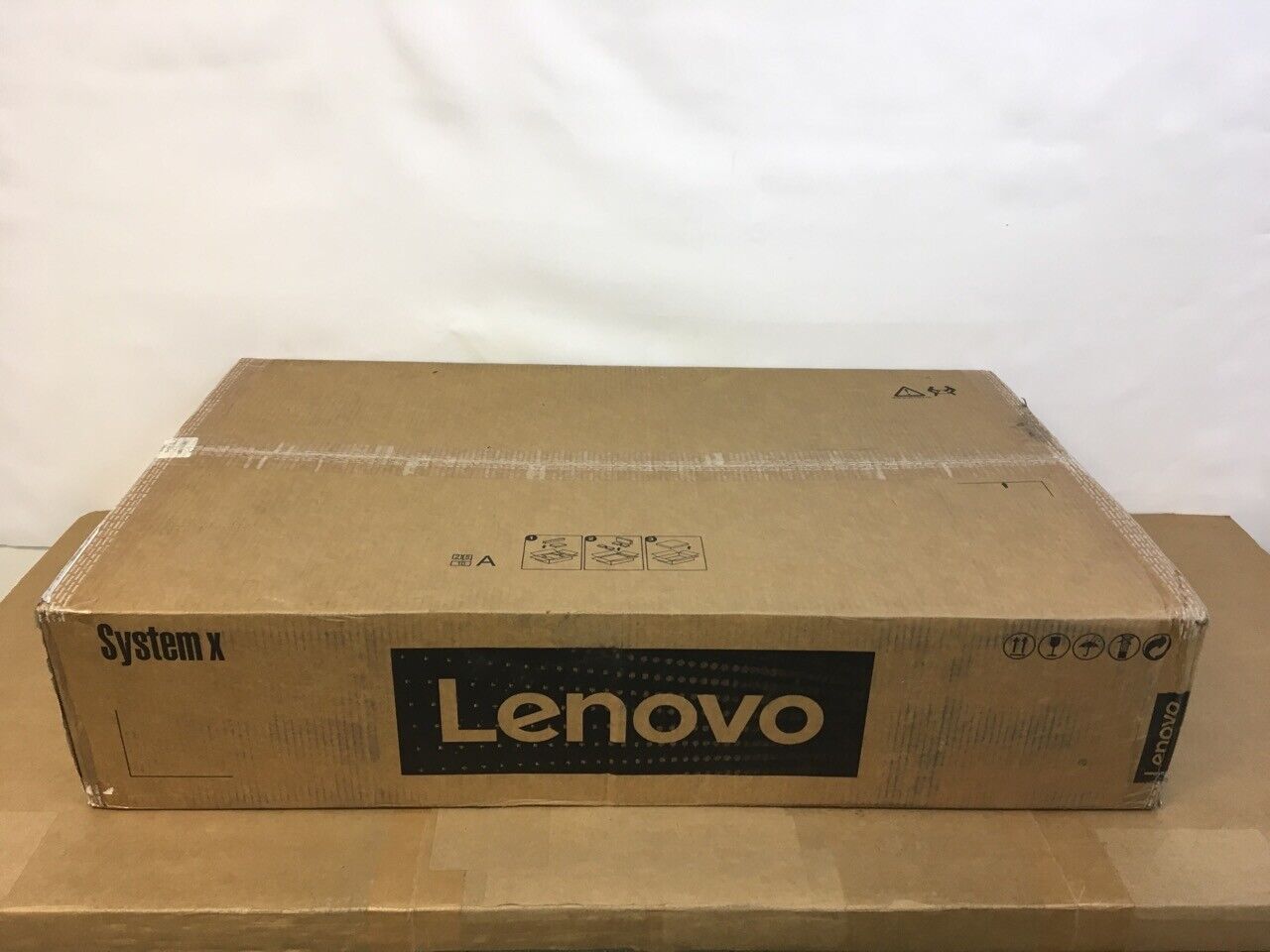 Lenovo System x3550 M5 E5-2604v4 32GB GbE 8869KUU ✅❤️️✅❤️️✅❤️️ BRAND NEW