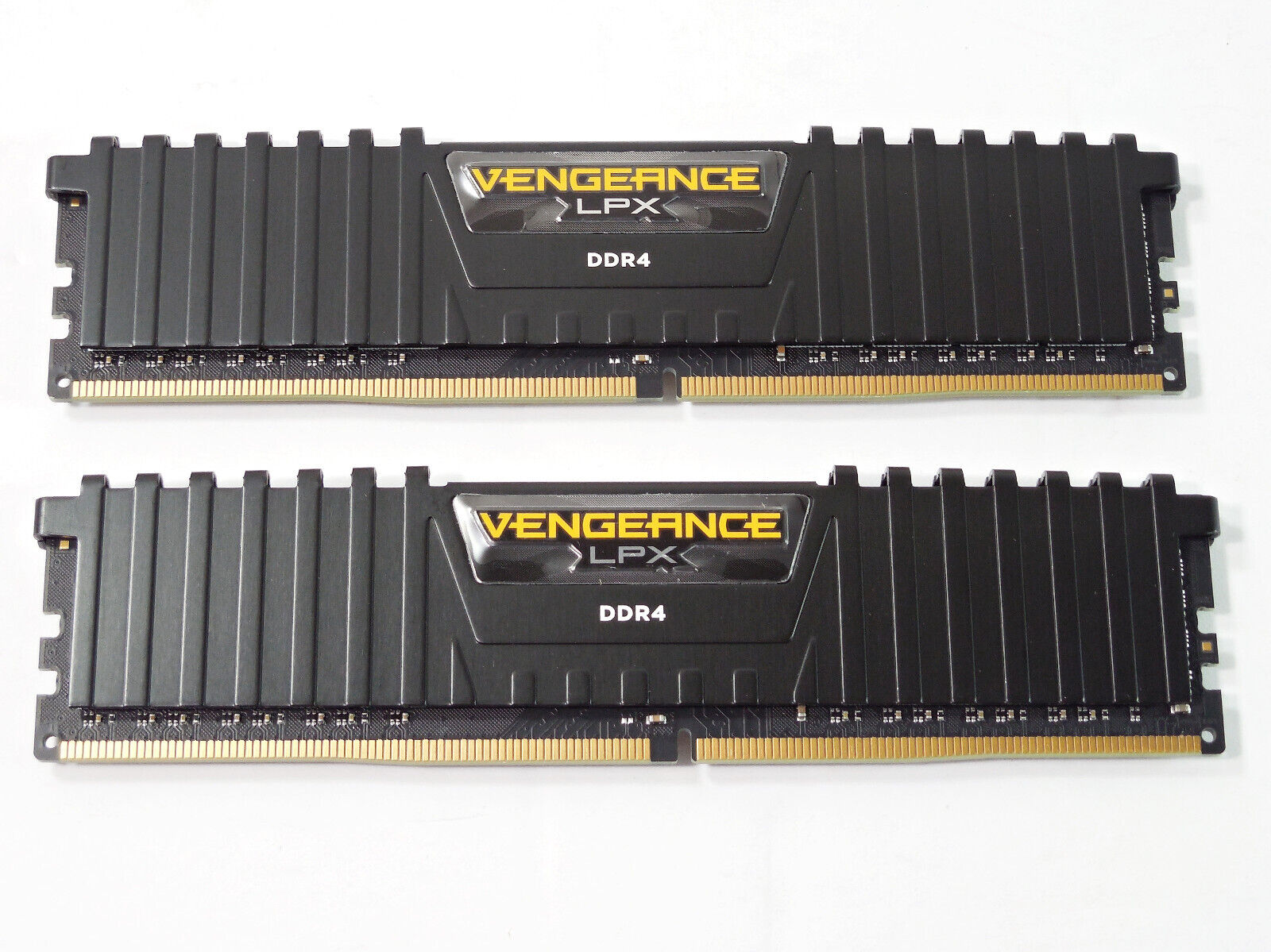 16GB (2 x 8GB) DDR4 Gaming Desktop RAM Memory Corsair Vengeance LPX Matched Pair