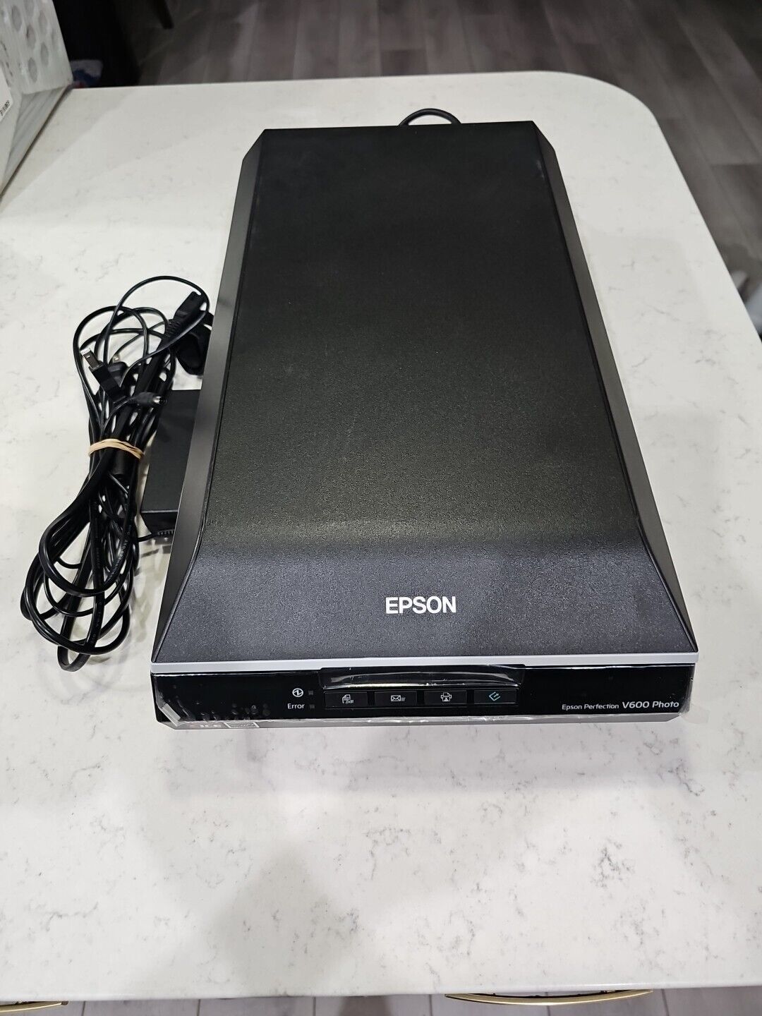 Epson Perfection V600 Document & Photo Scanner W/Power Supply Excellent 