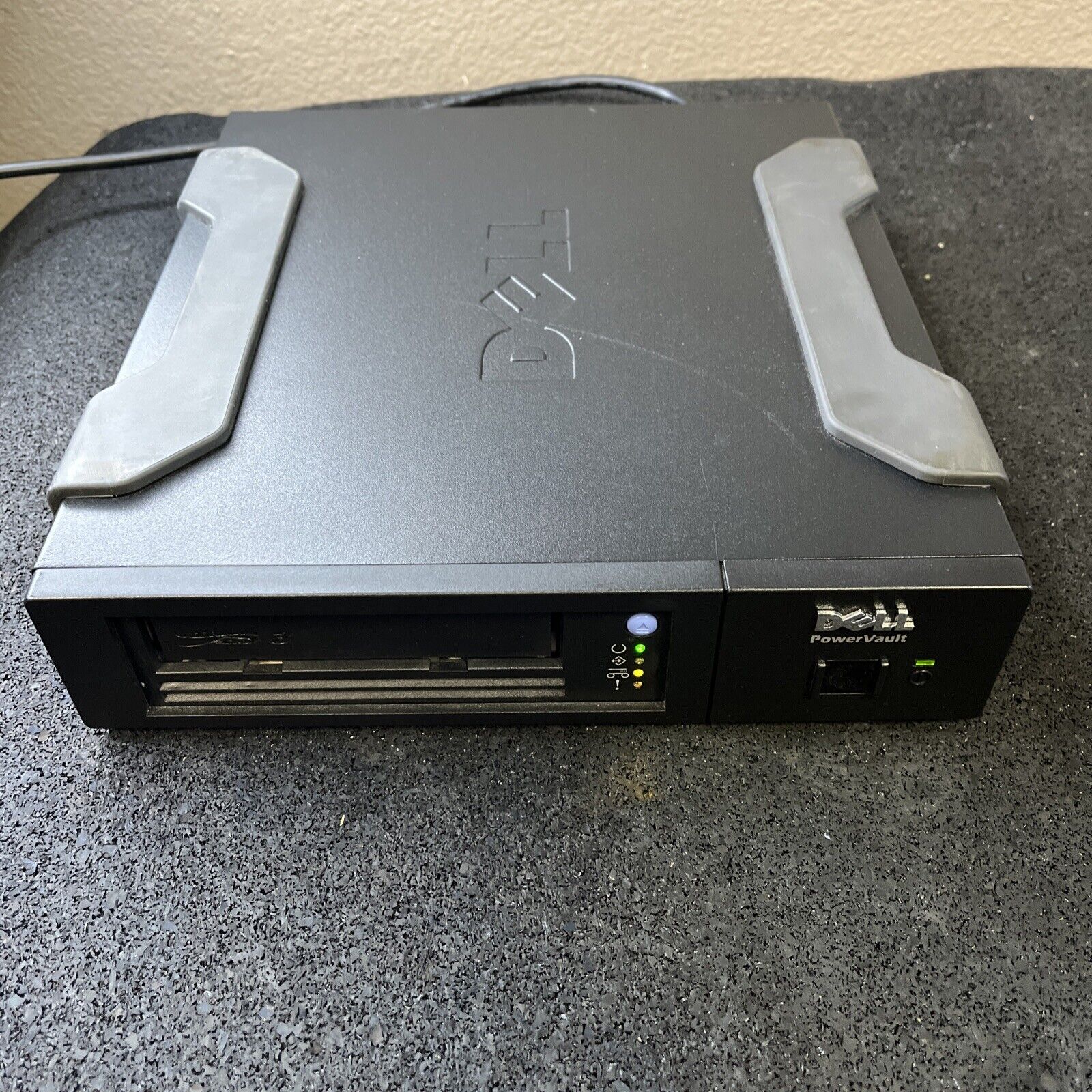 Dell PowerVault LTO4-EH1 Backup Tape Drive SCSI Inteface