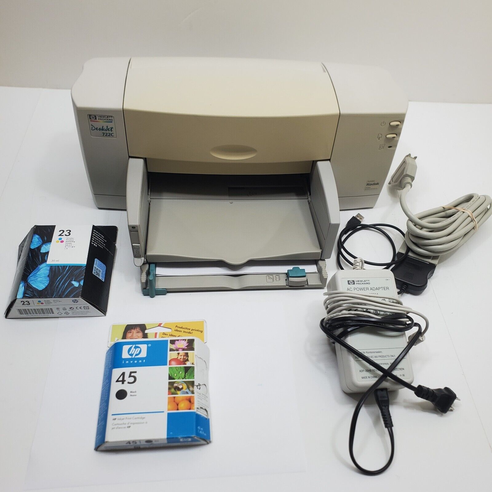 HP DeskJet 722C Printer With New Ink And USB To IEEE 25 Pin Cord See Description